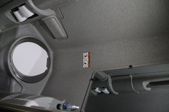 2014 MCI J4500 - Image 18