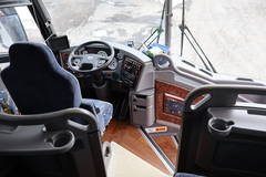 2014 MCI J4500 - Image 22