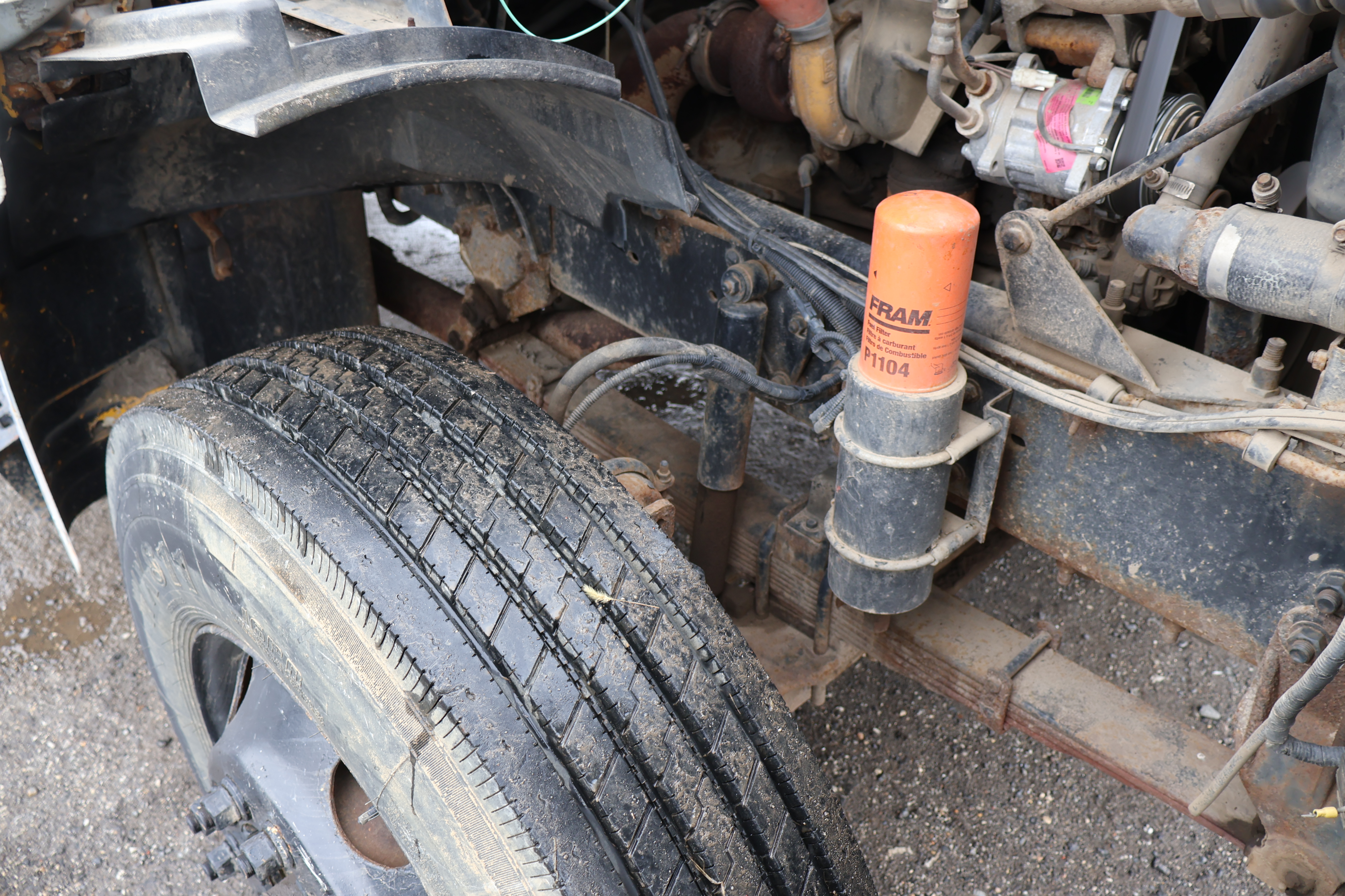 1998 FORD L8501 - Image 24