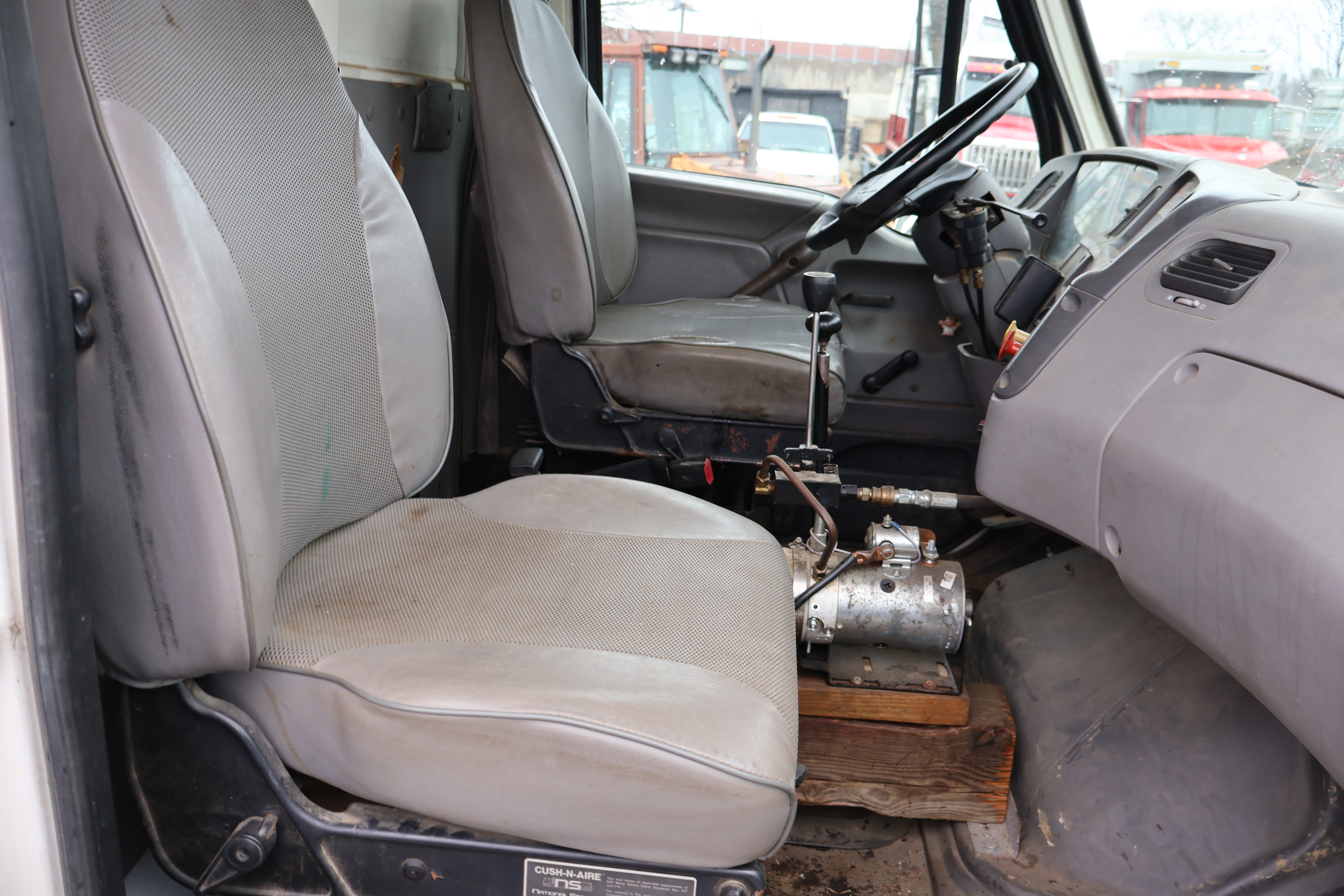 1998 FORD L8501 - Image 17