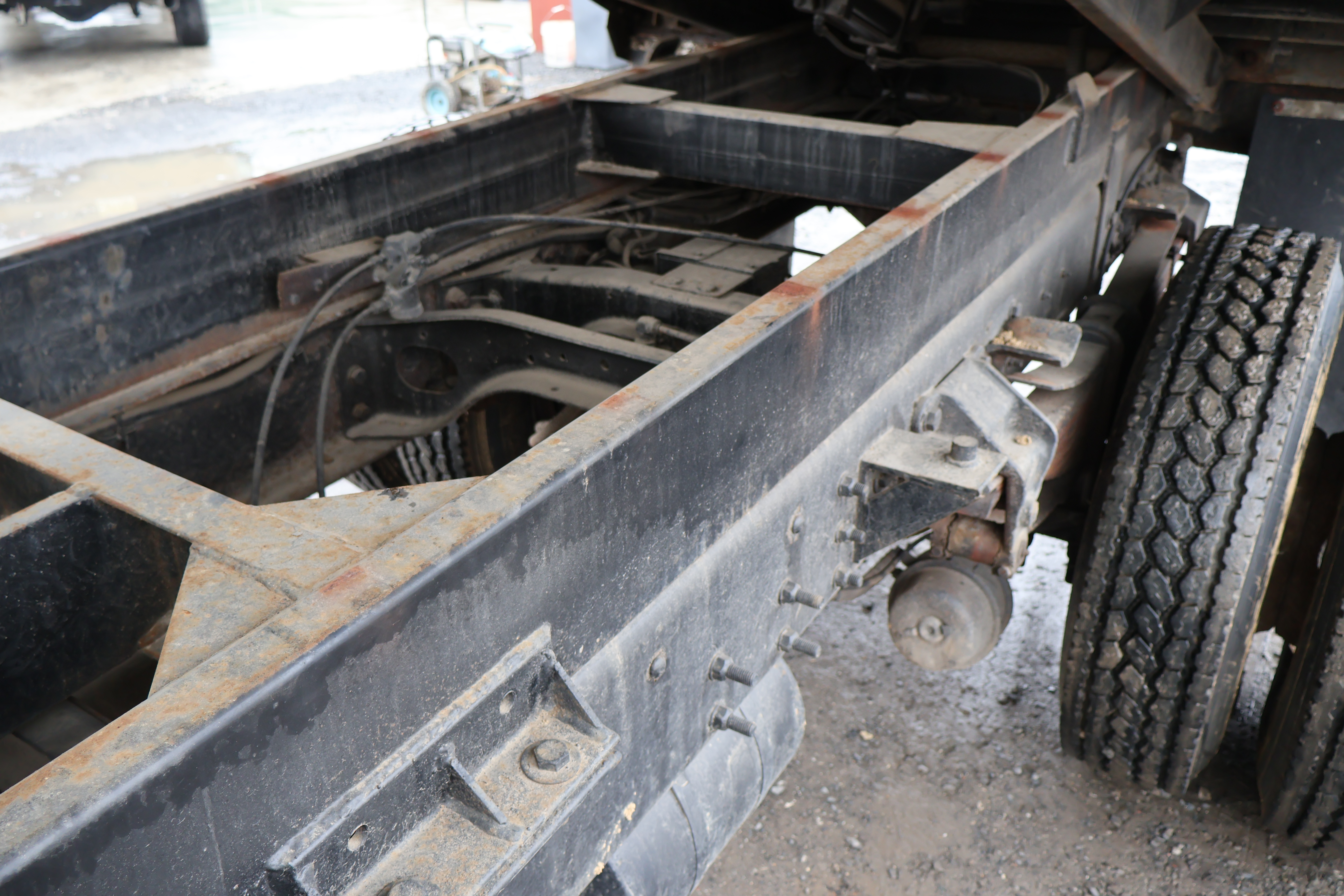 1998 FORD L8501 - Image 29