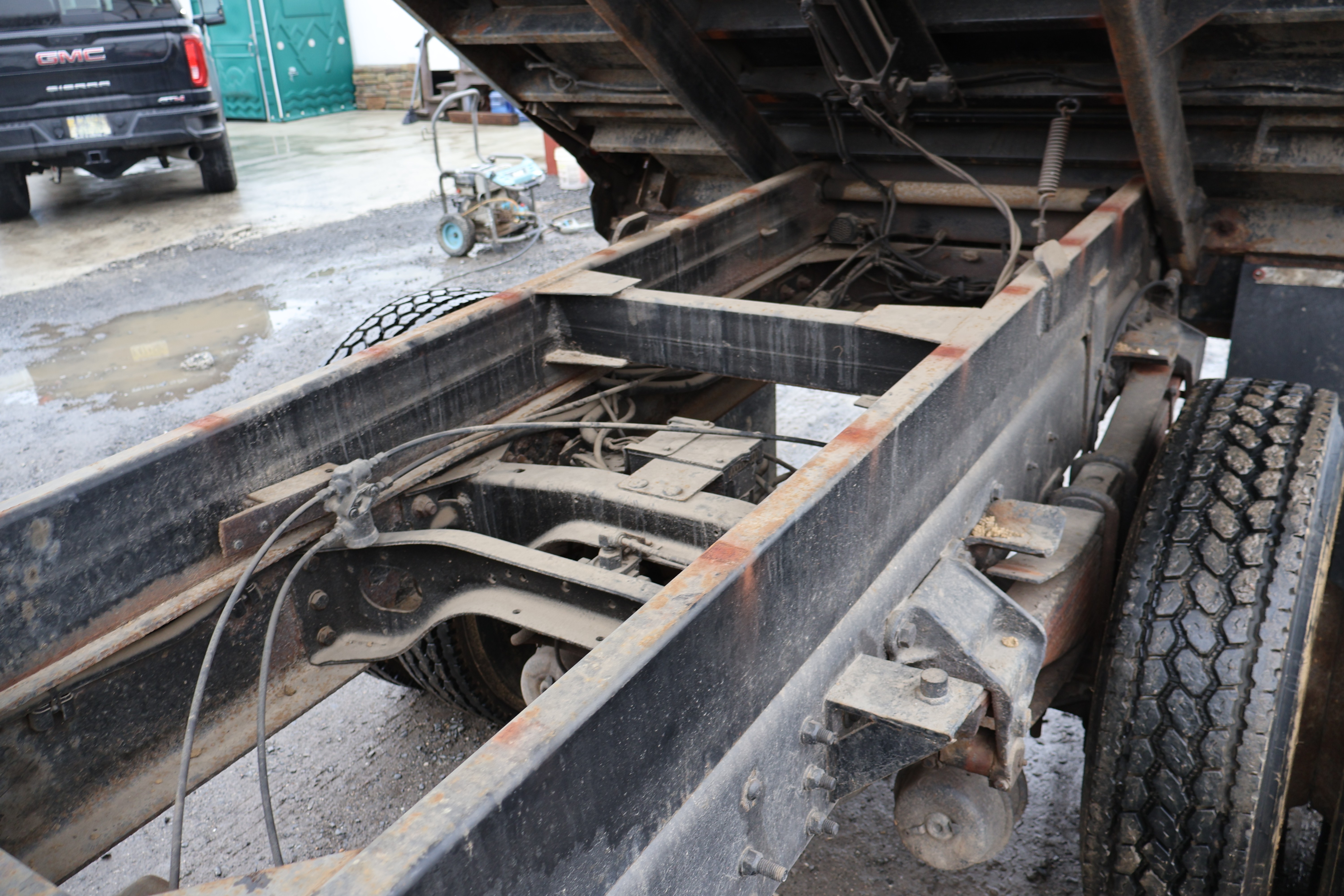 1998 FORD L8501 - Image 32