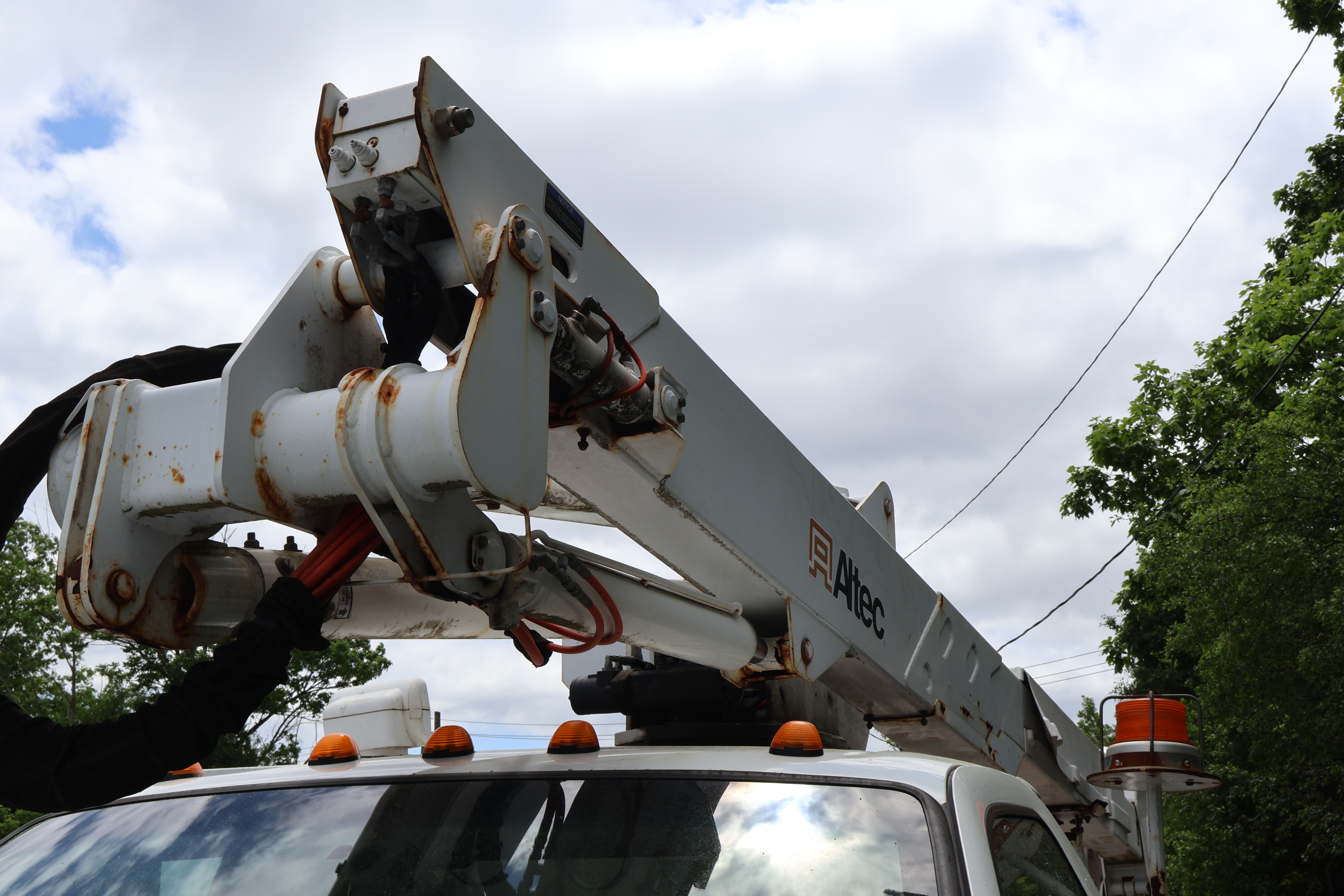 2012 FORD F-550 - Image 22