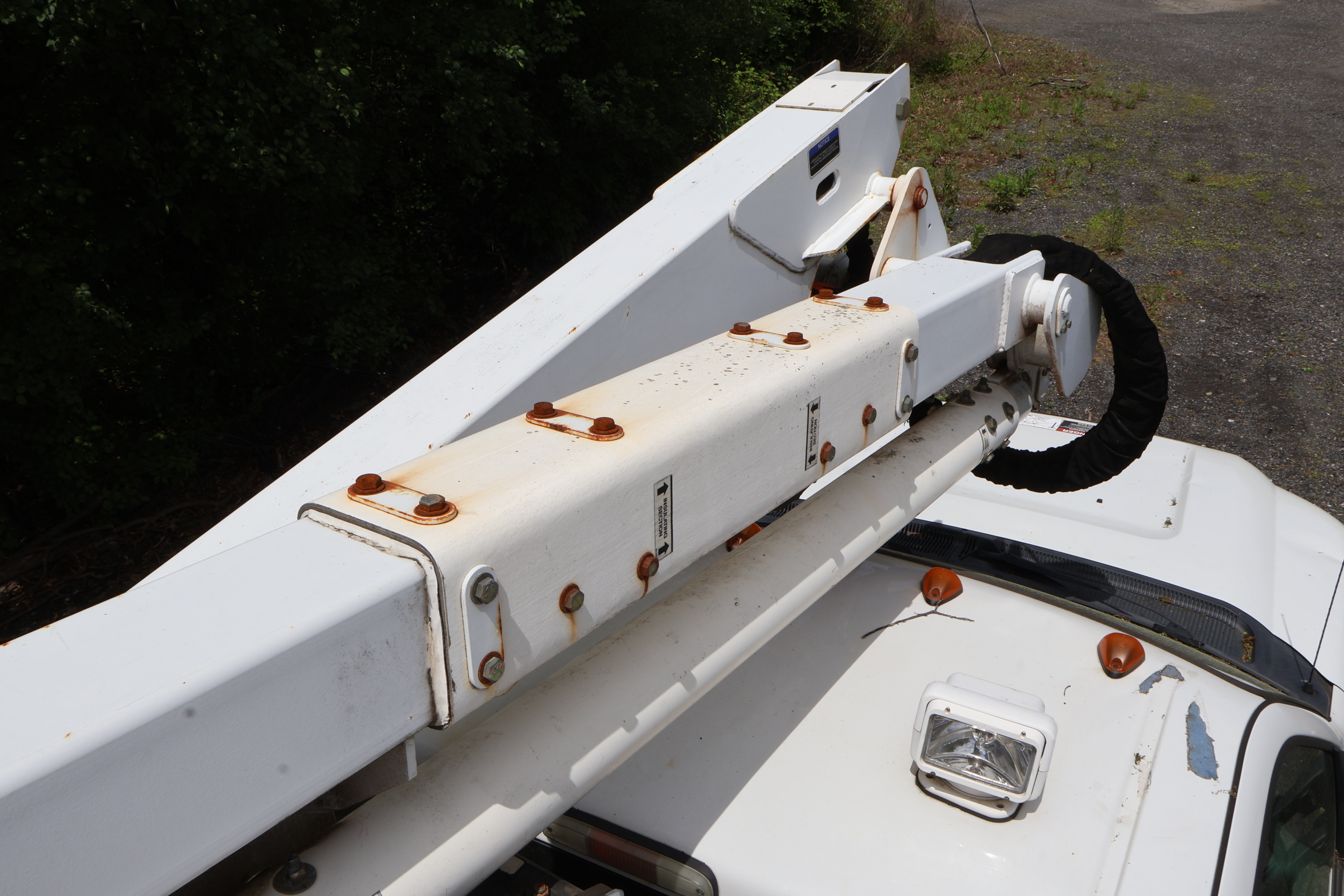 2012 FORD F-550 - Image 26