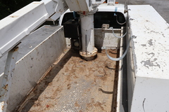 2012 FORD F-550 - Image 30