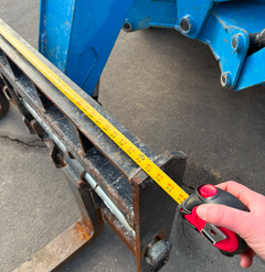 2016 GENIE GTH 1056 - Image 18