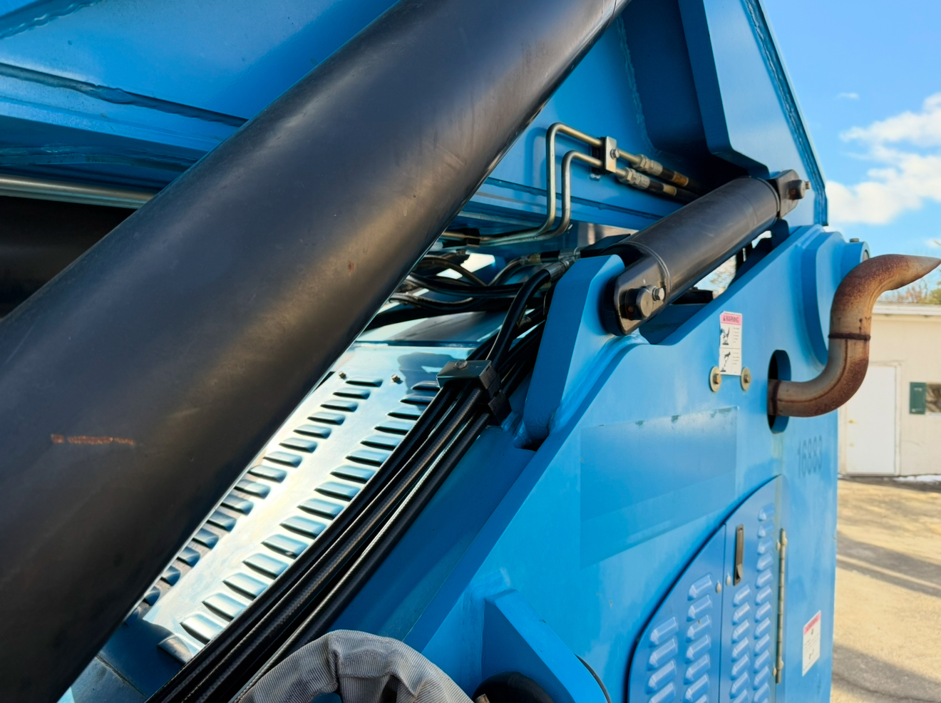 2016 GENIE GTH 1056 - Image 20