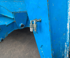 2016 GENIE GTH 1056 - Image 26