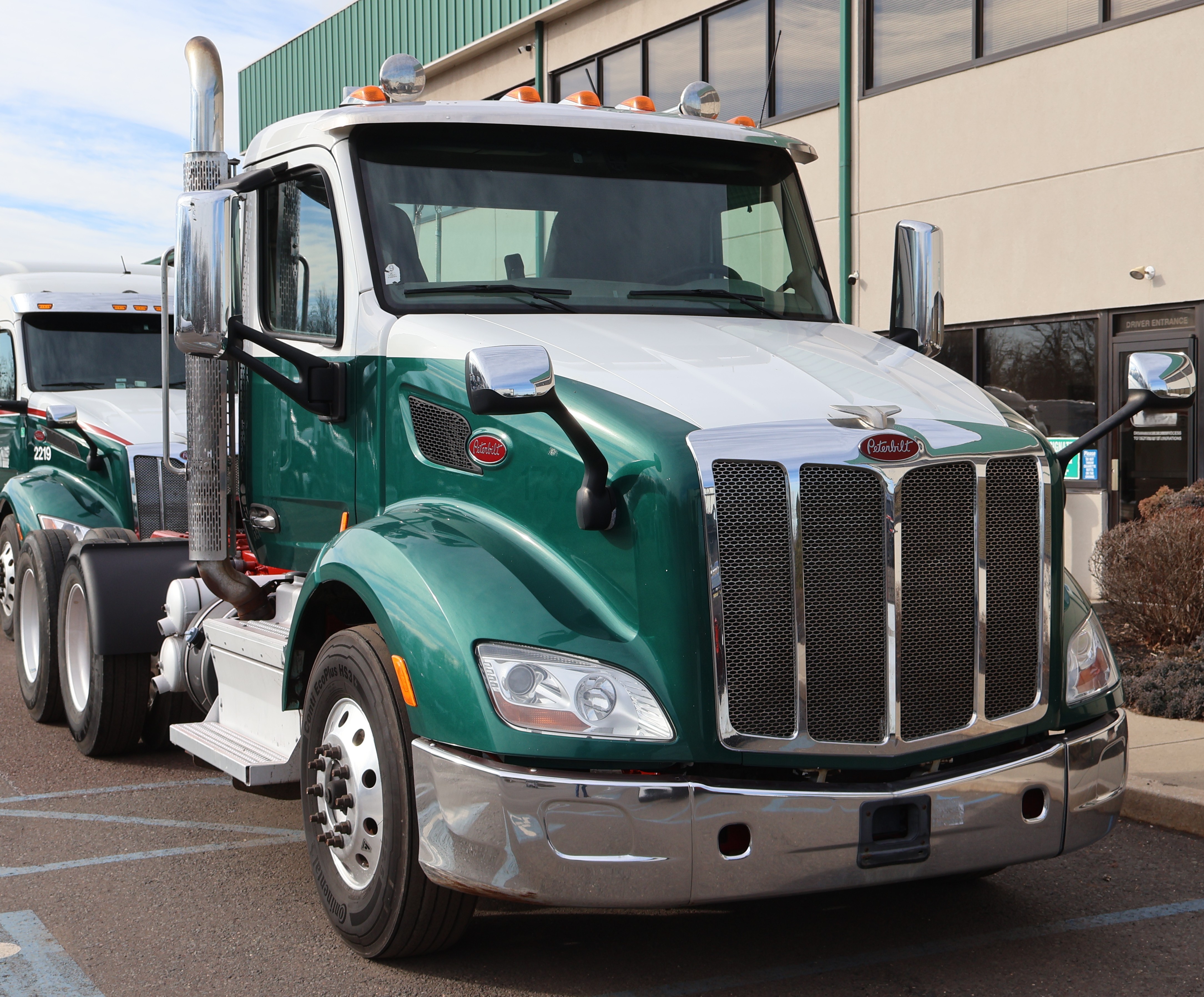 2018 PETERBILT 579 - Image 3