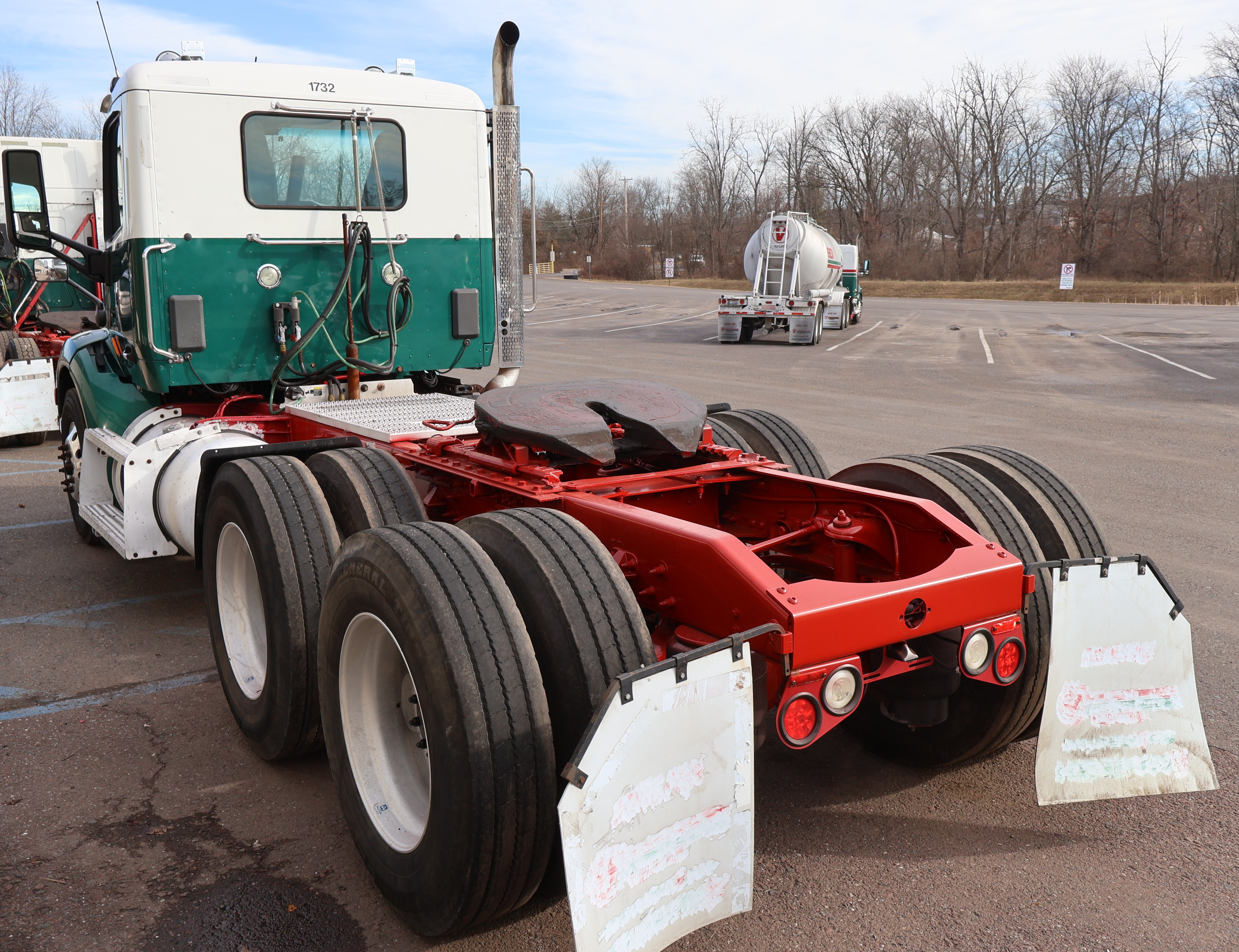 2018 PETERBILT 579 - Image 8