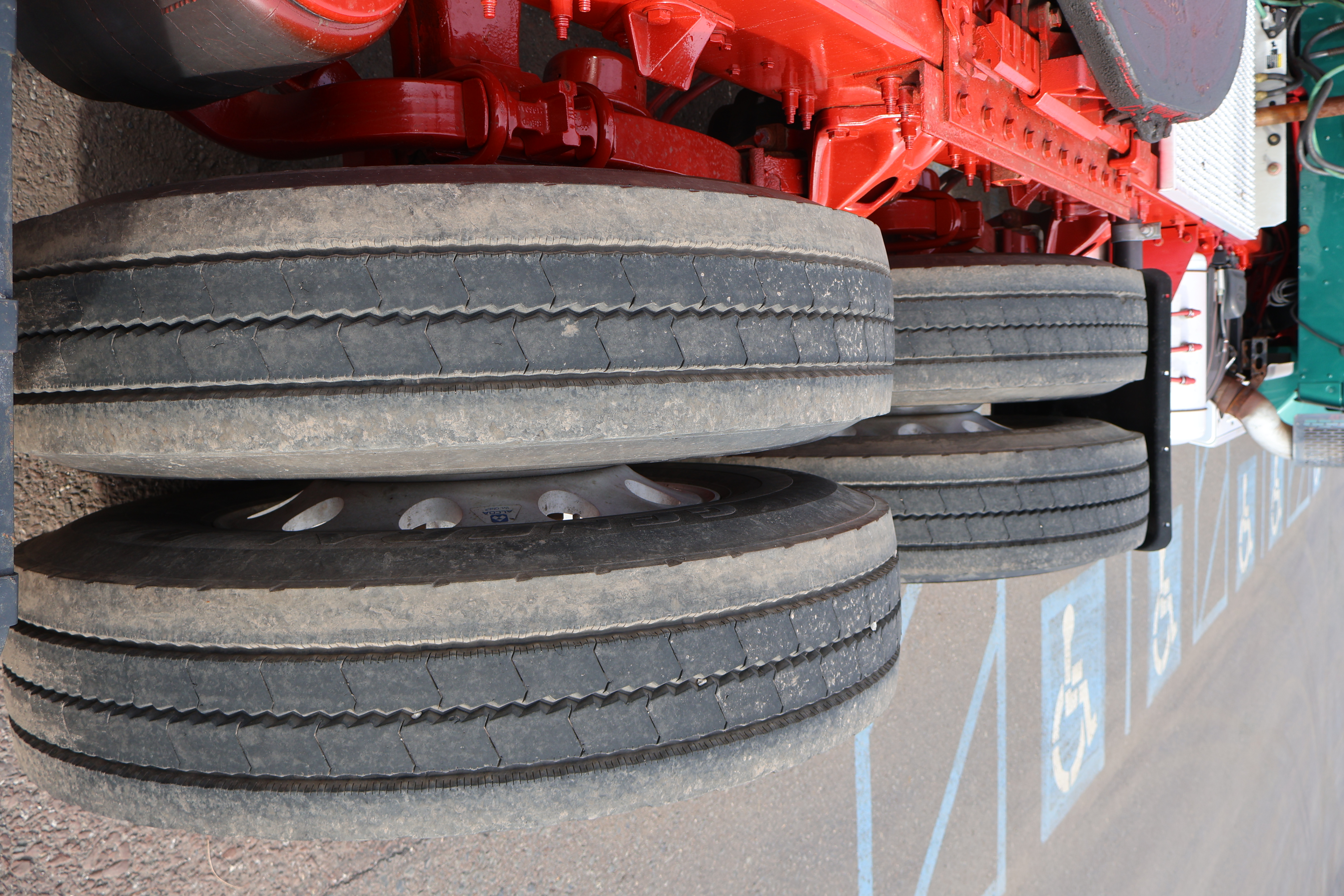 2018 PETERBILT 579 - Image 31