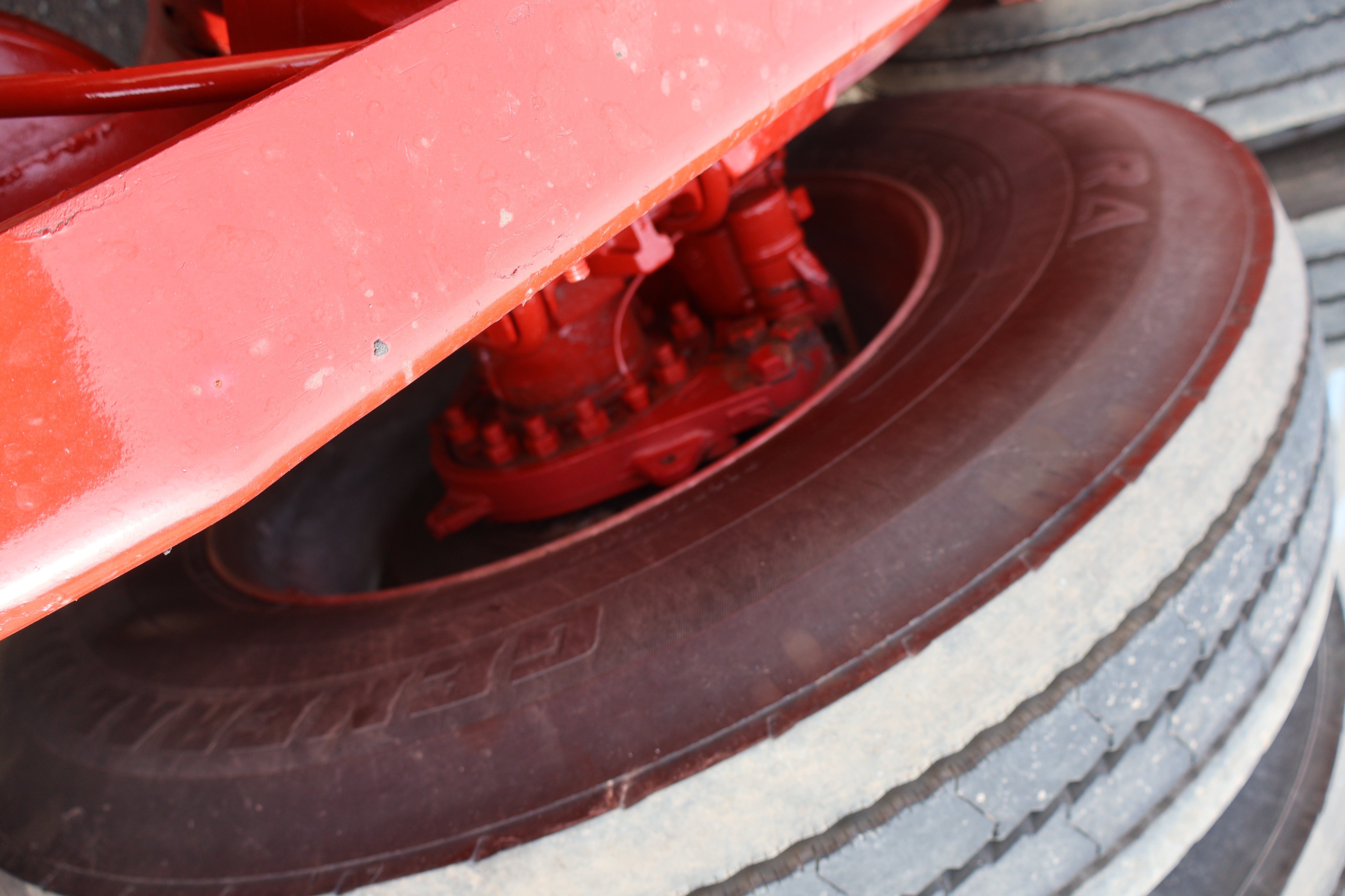 2018 PETERBILT 579 - Image 32