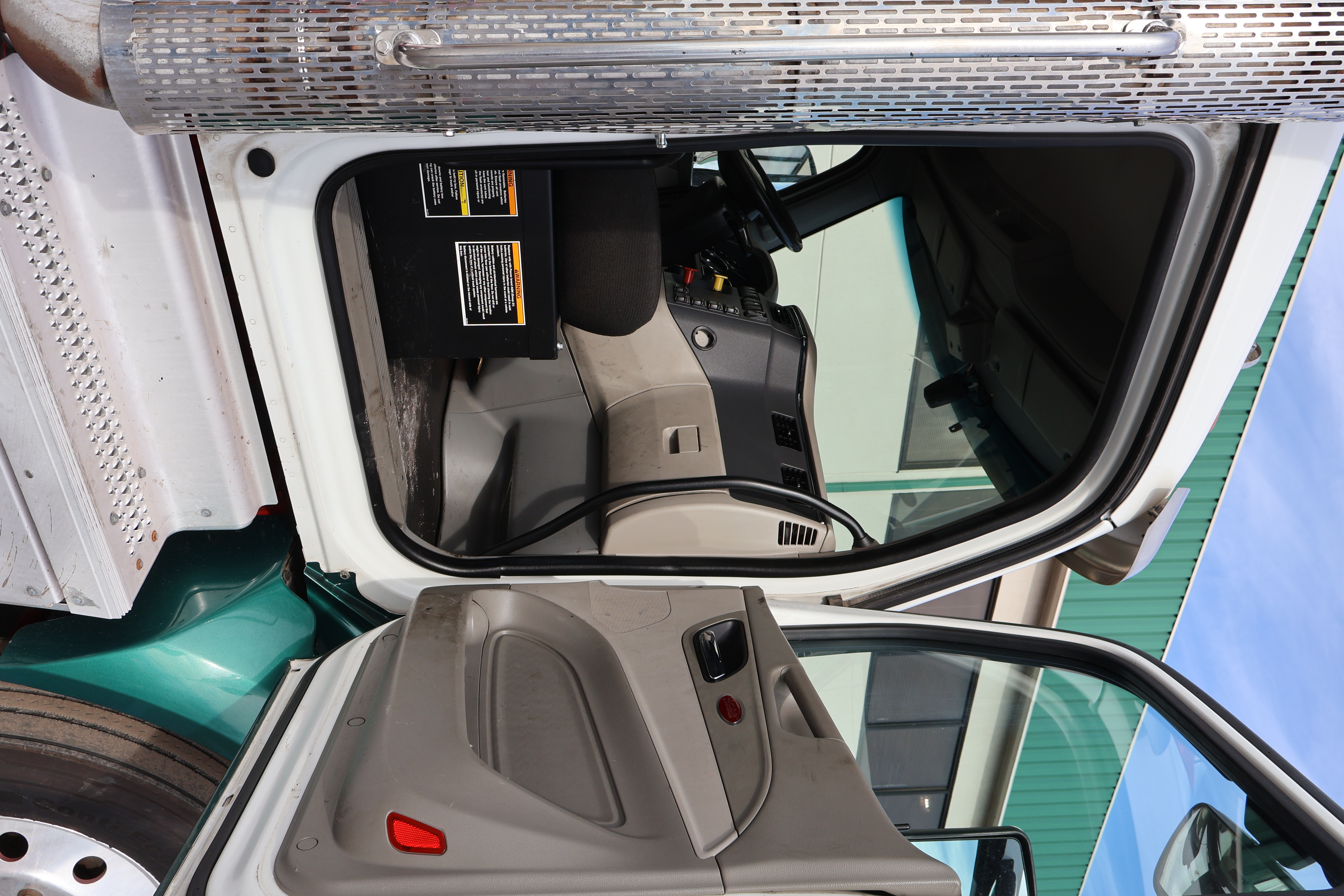 2018 PETERBILT 579 - Image 27