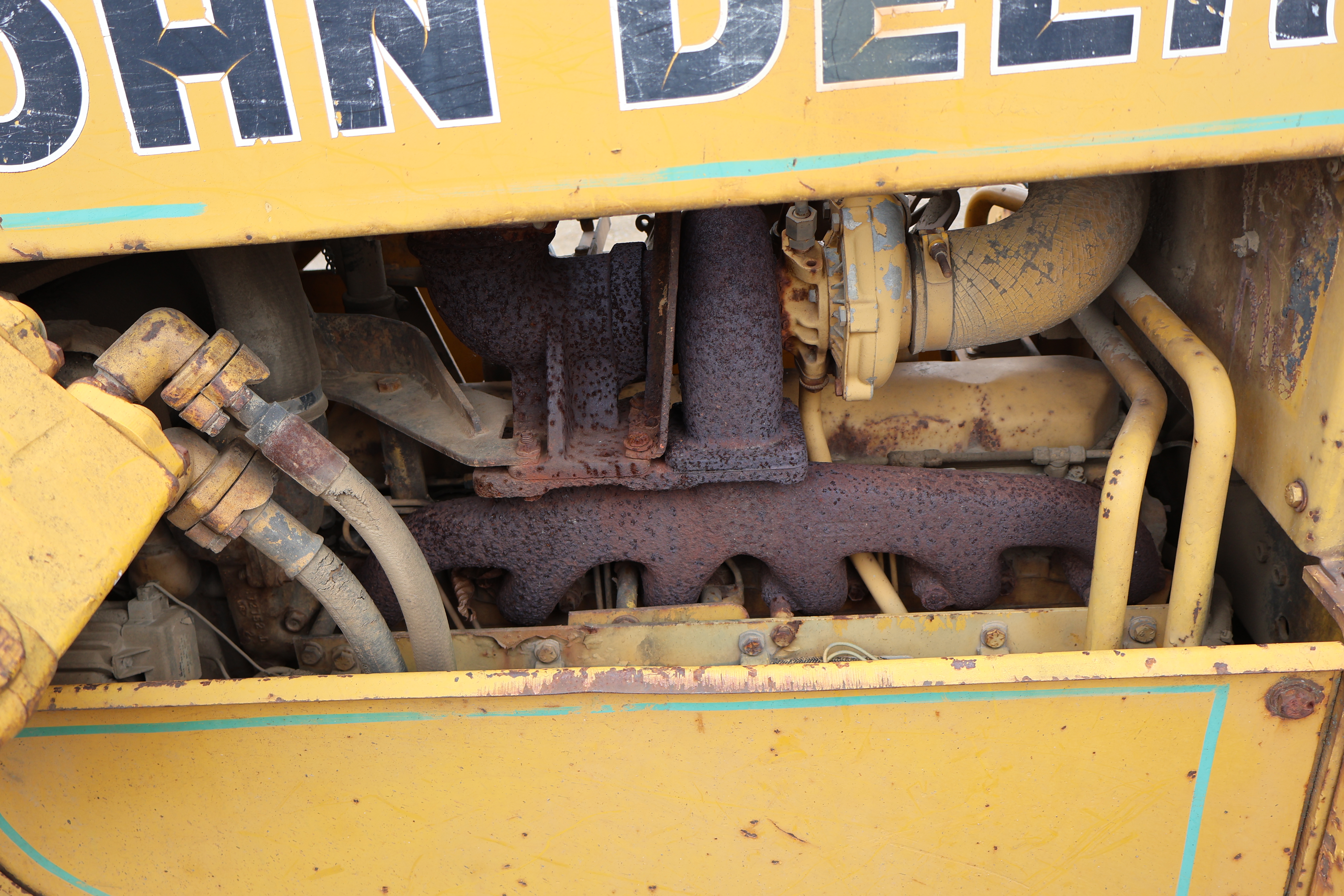 1985 DEERE 750 LGP - Image 11