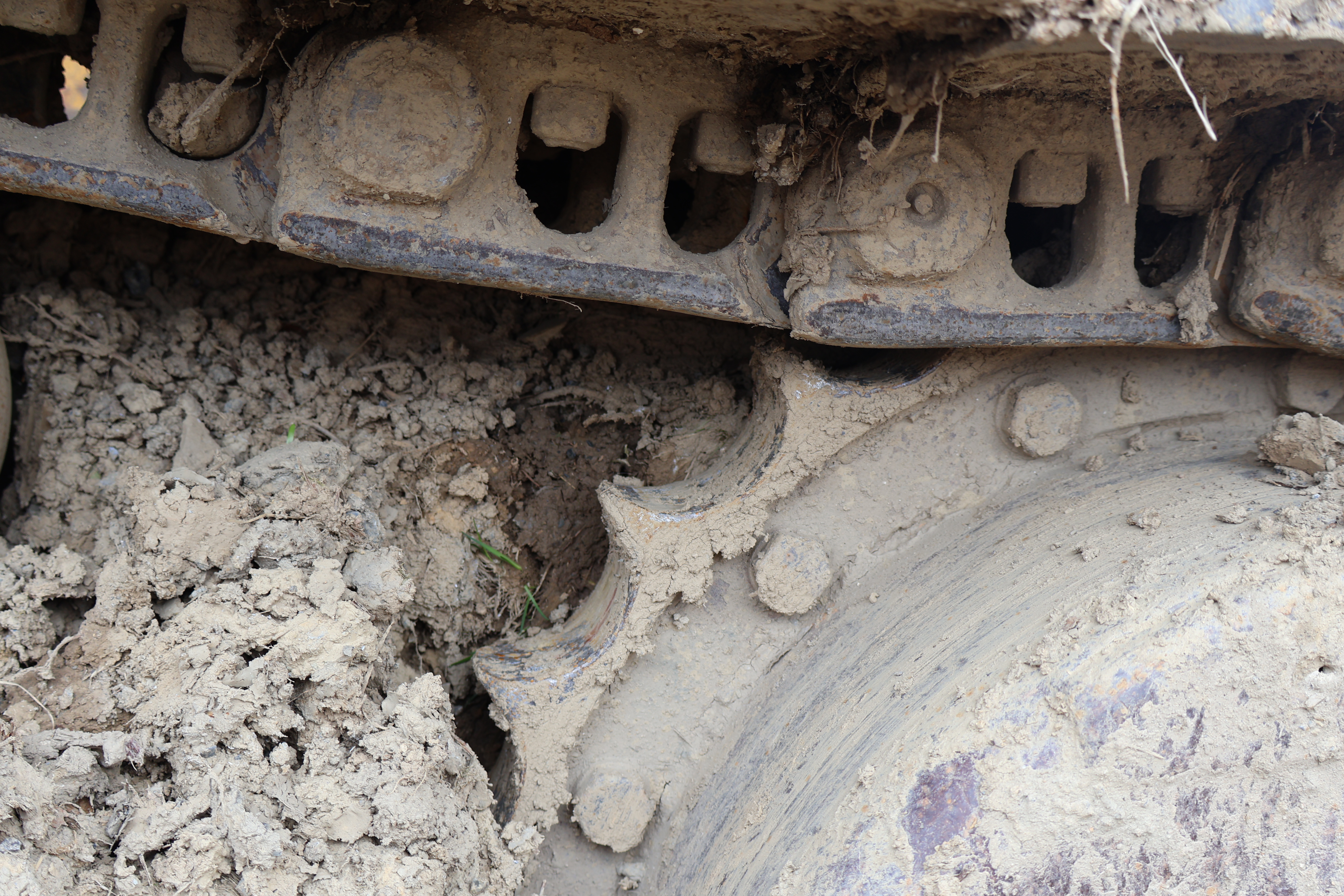 1985 DEERE 750 LGP - Image 20