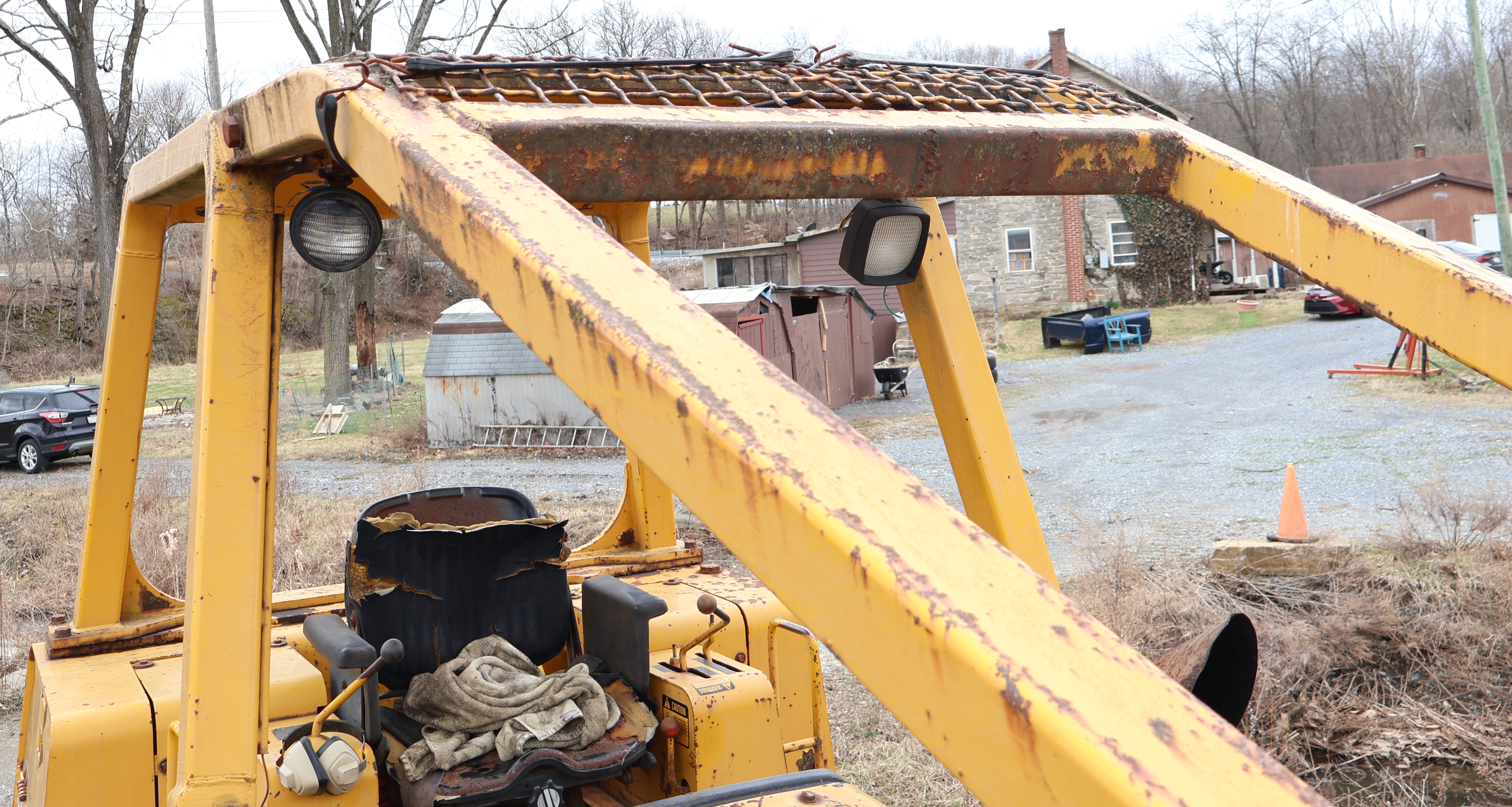 1985 DEERE 750 LGP - Image 32