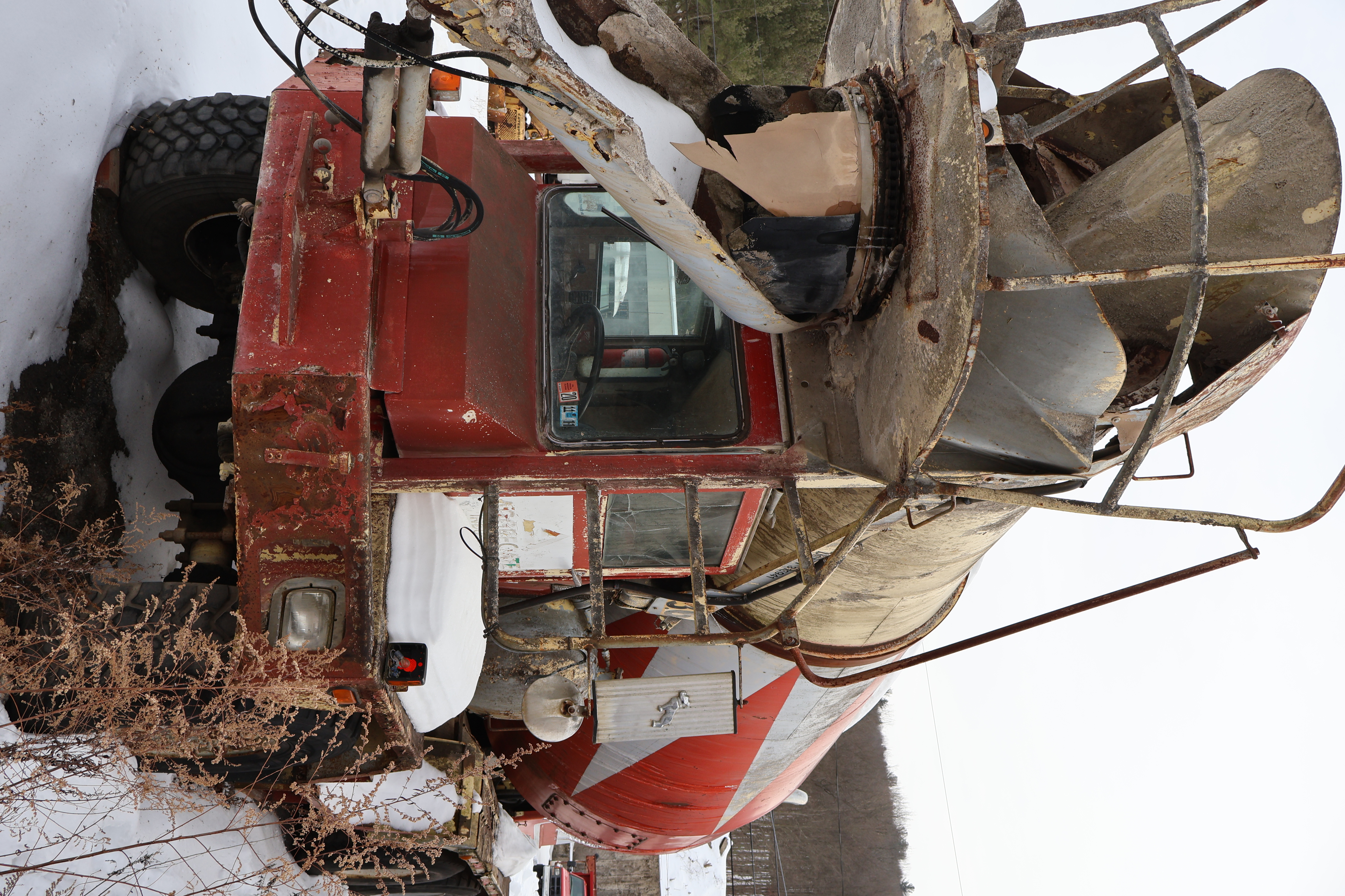 1987 ADVANCE Cement Truck - view 2 of 20