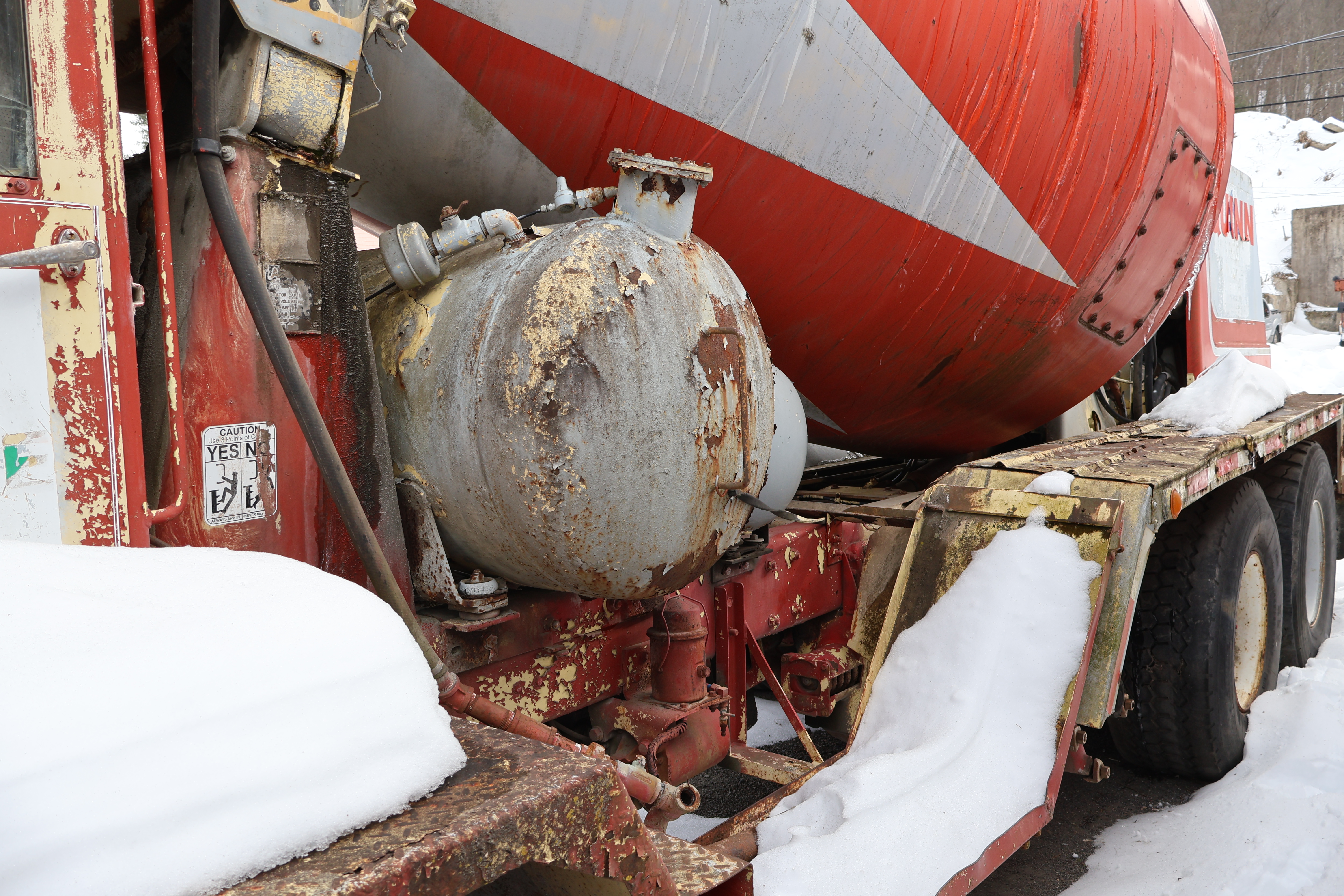 1987 ADVANCE Cement Truck - view 5 of 20