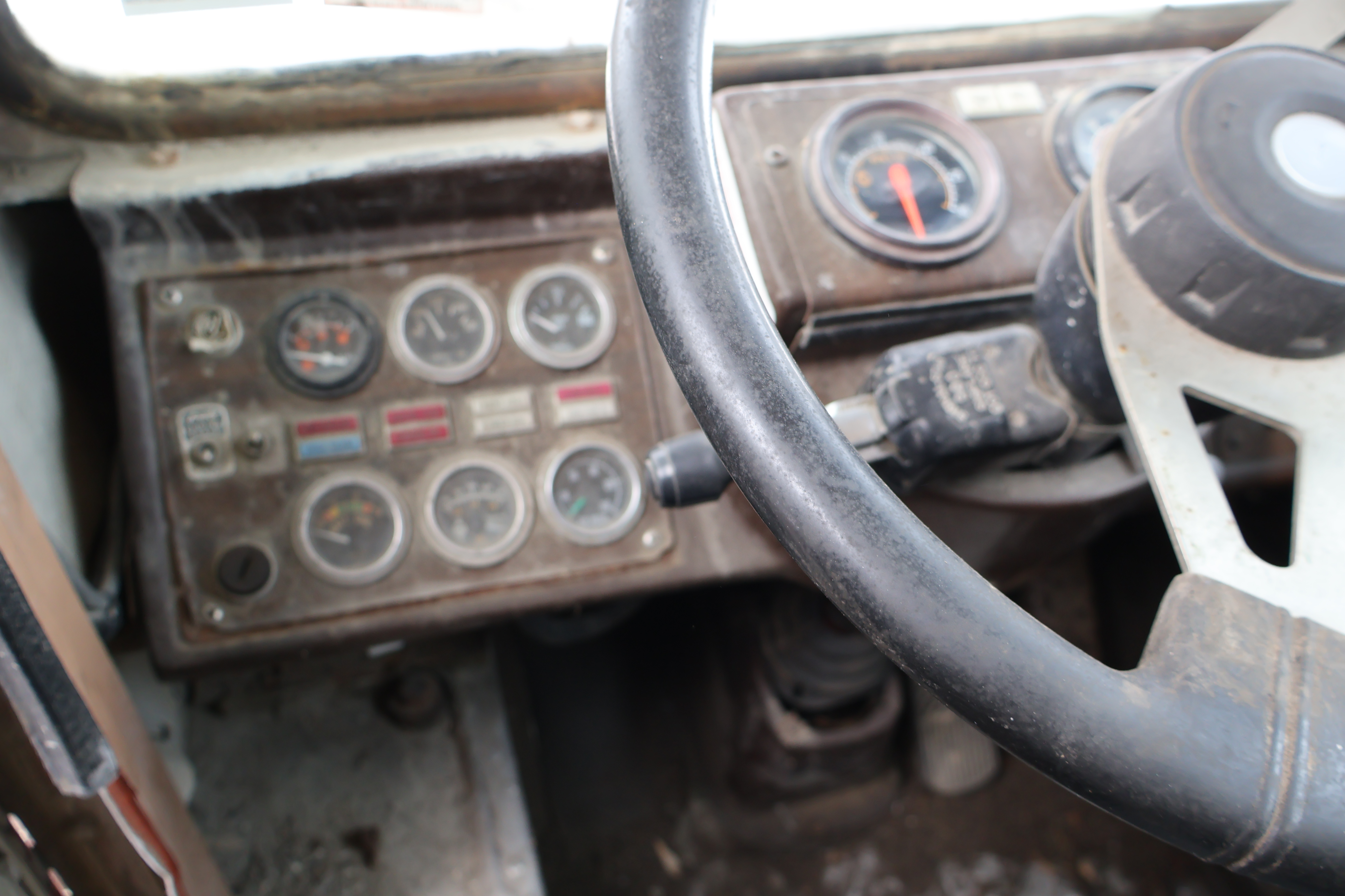 1987 ADVANCE Cement Truck - view 12 of 20