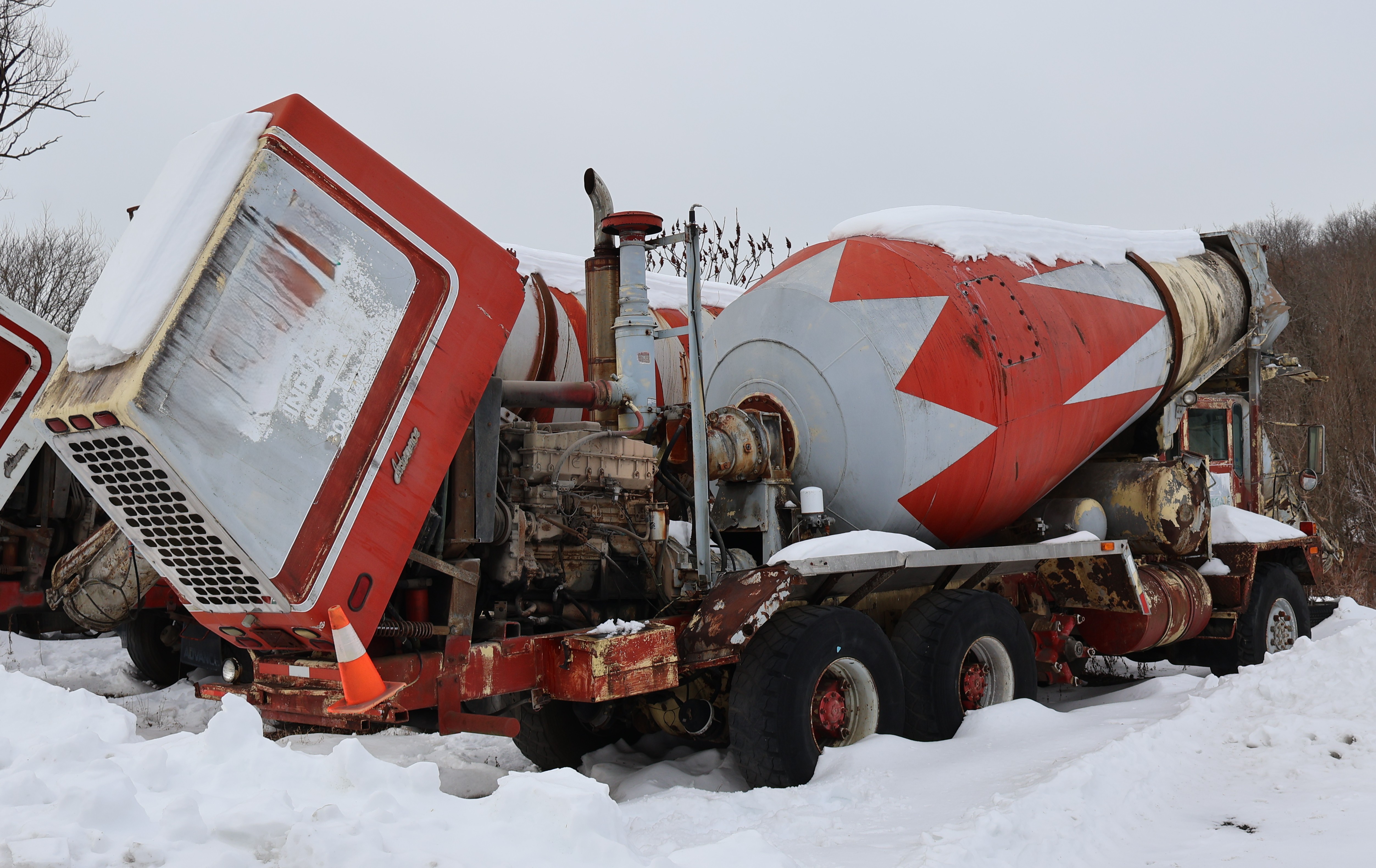 1987 ADVANCE Cement Truck - view 18 of 20