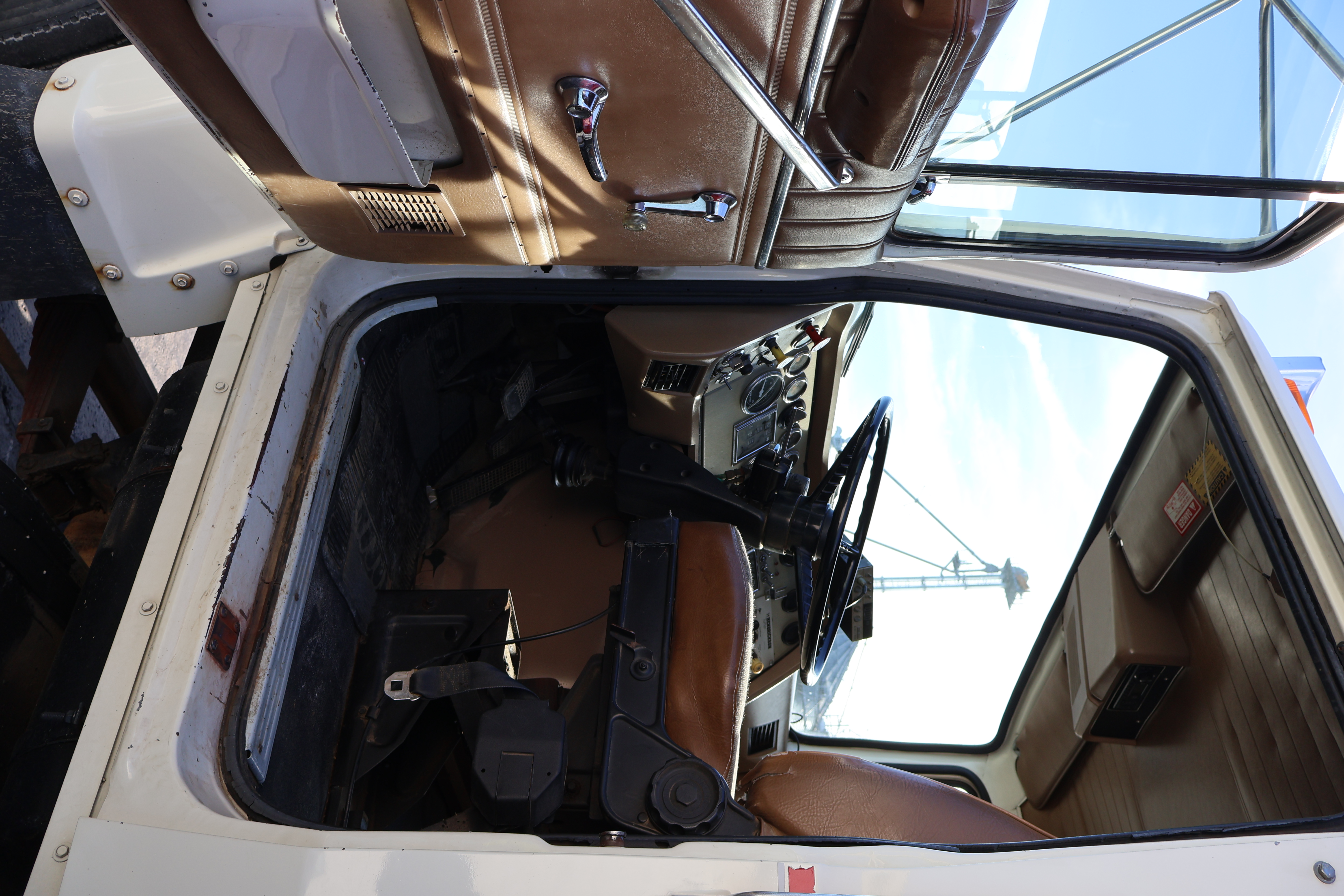 1989 FORD L9000 - Image 20