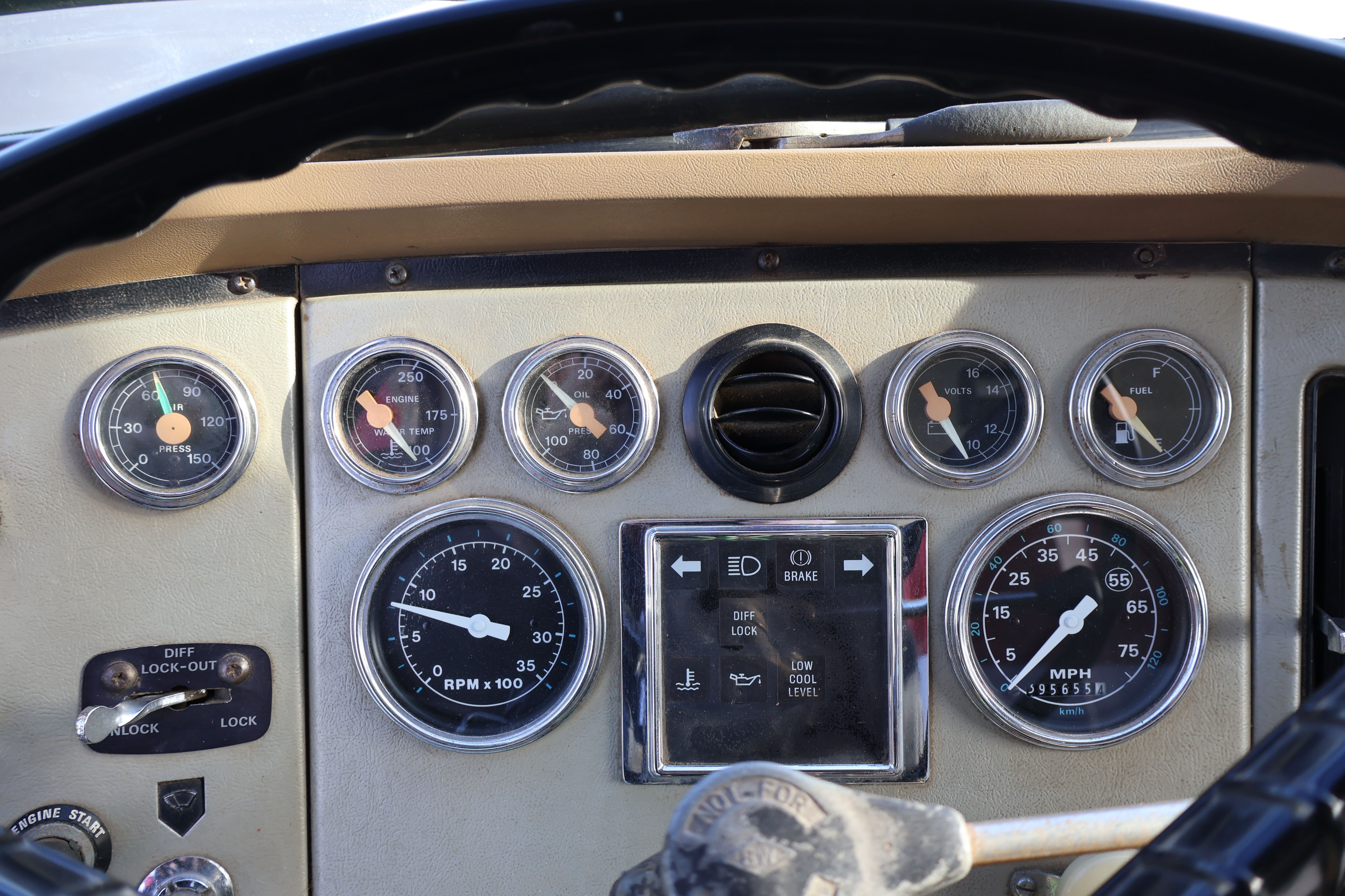 1989 FORD L9000 - Image 27