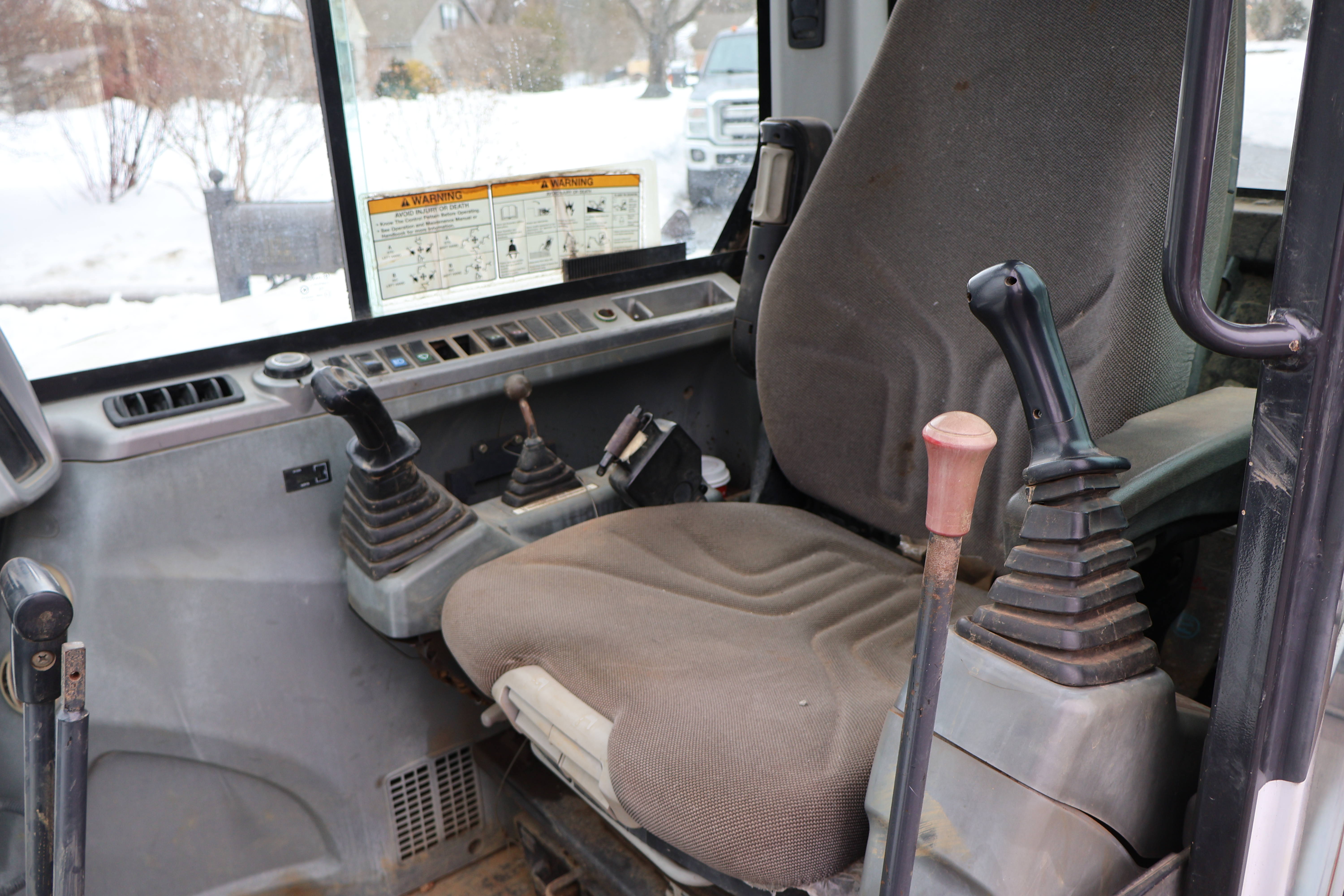 2011 BOBCAT E60 - view 16 of 24