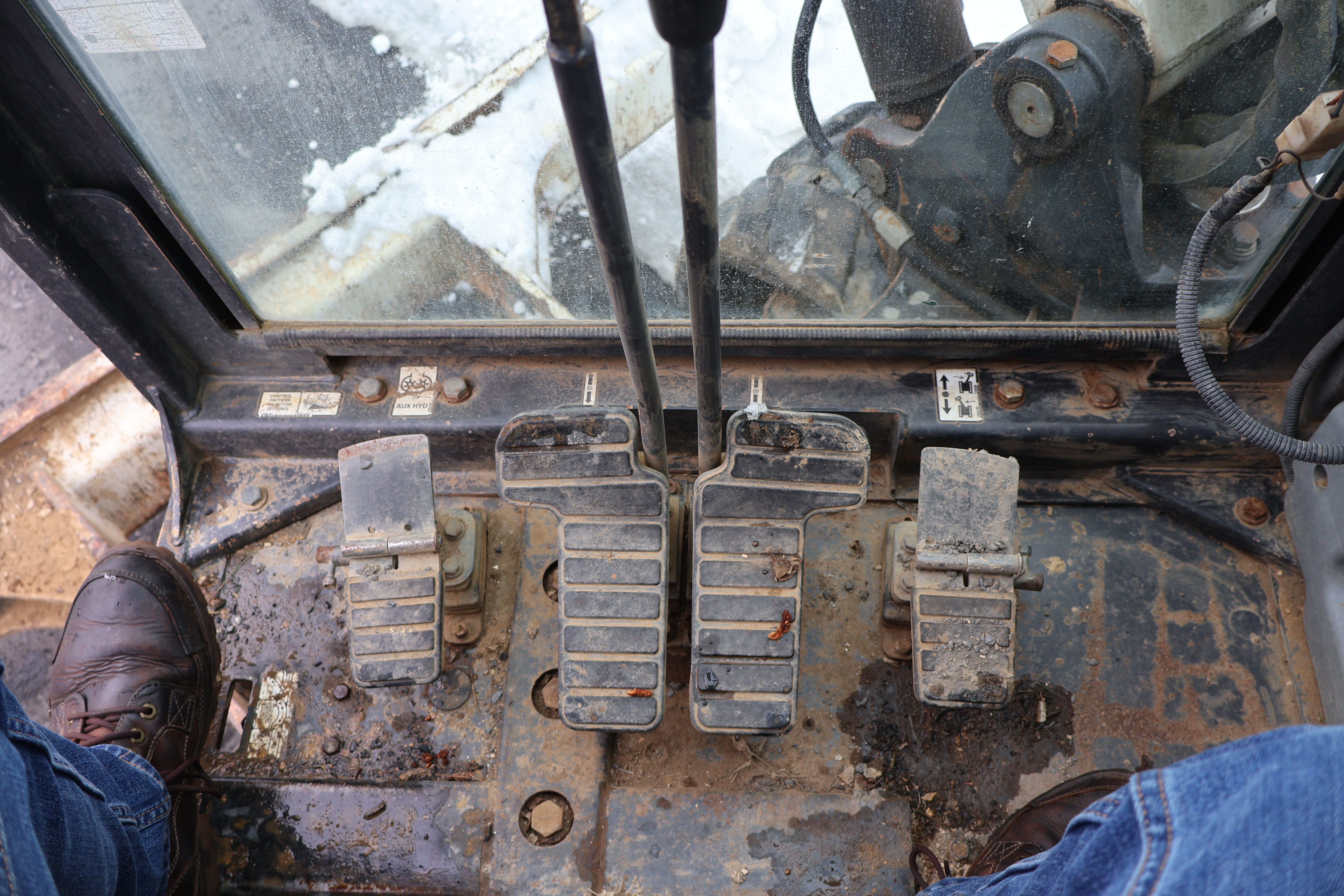 2011 BOBCAT E60 - Image 18