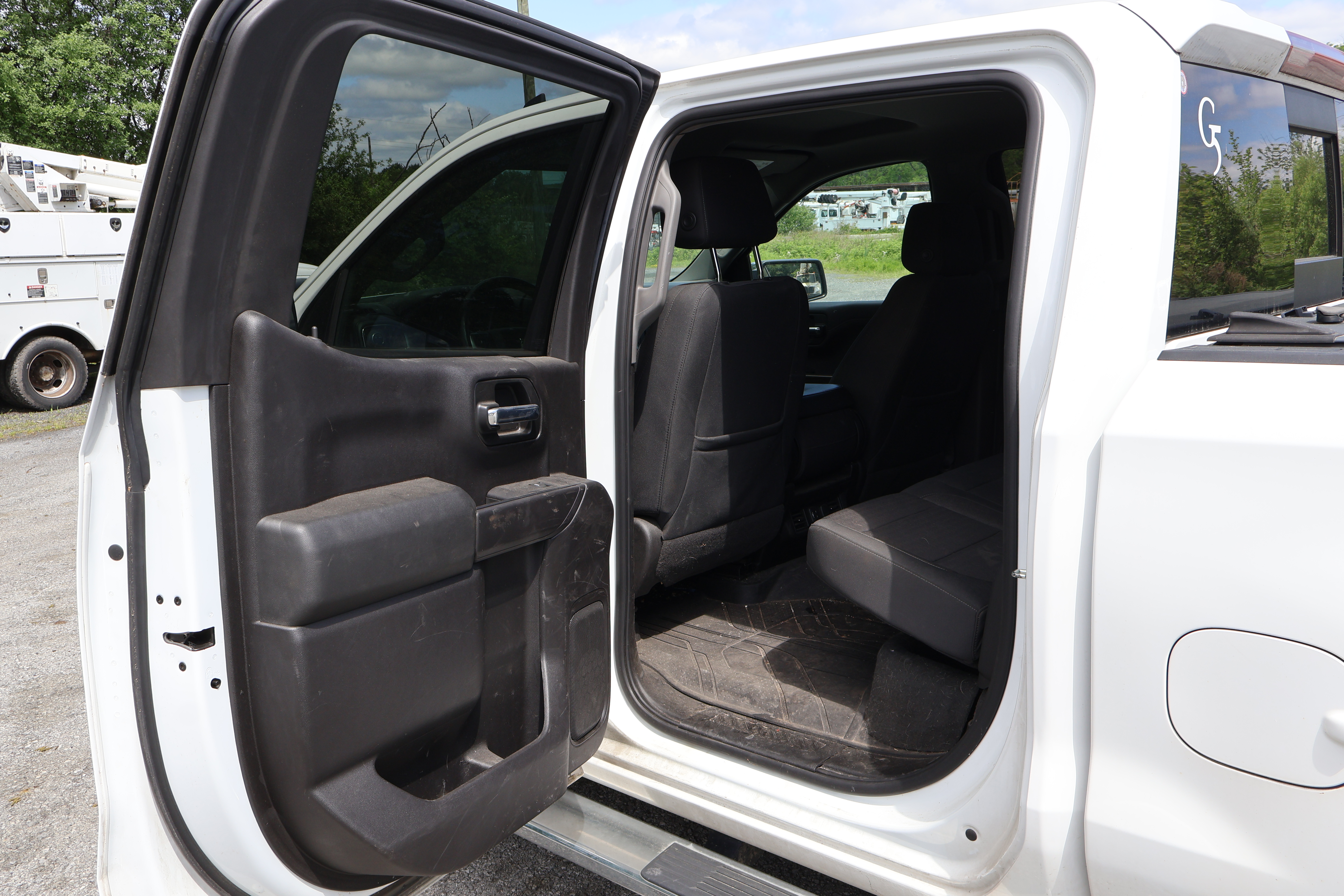 2020 CHEVROLET Silverado - Image 12