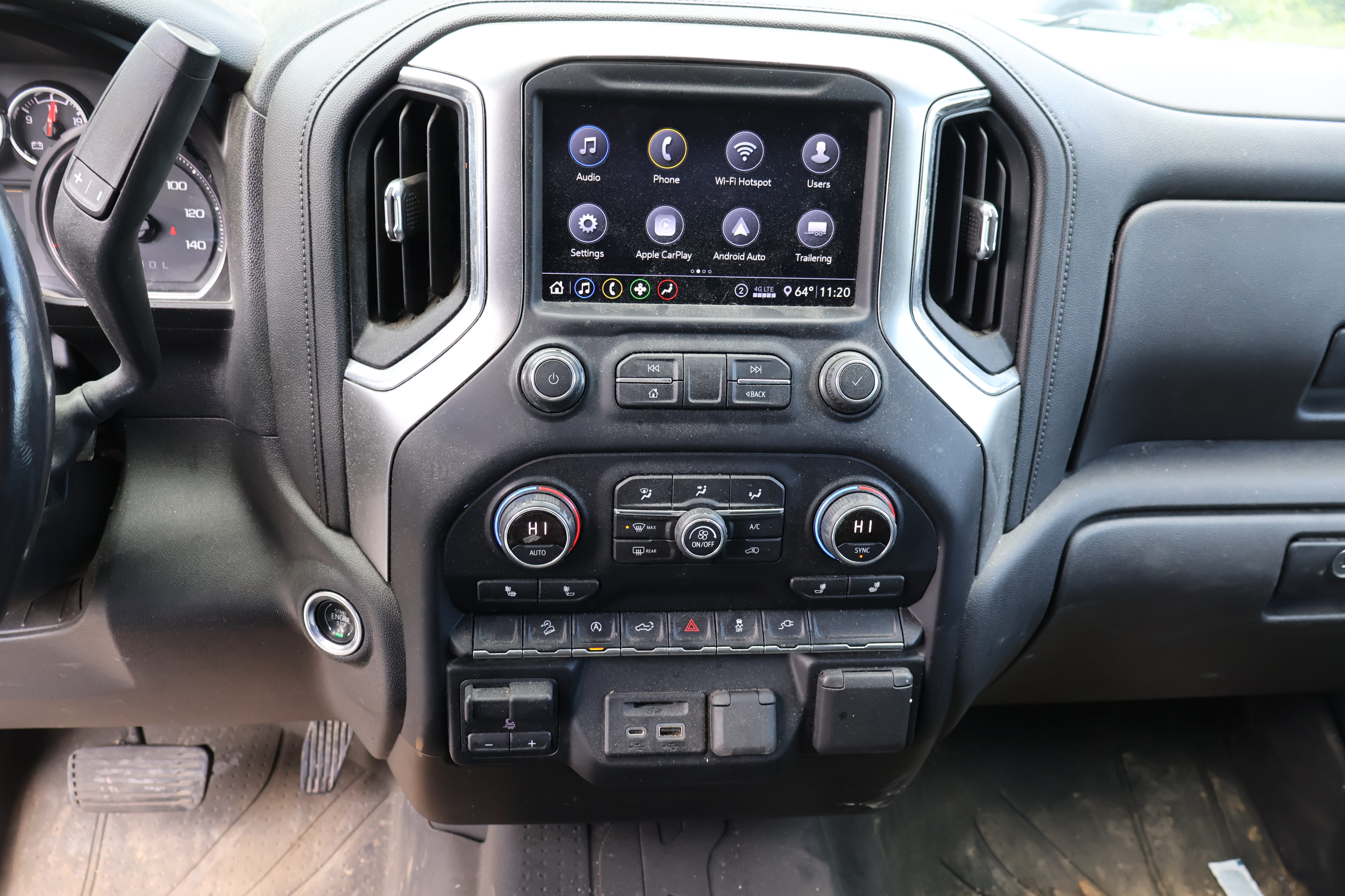 2020 CHEVROLET Silverado - view 16 of 28