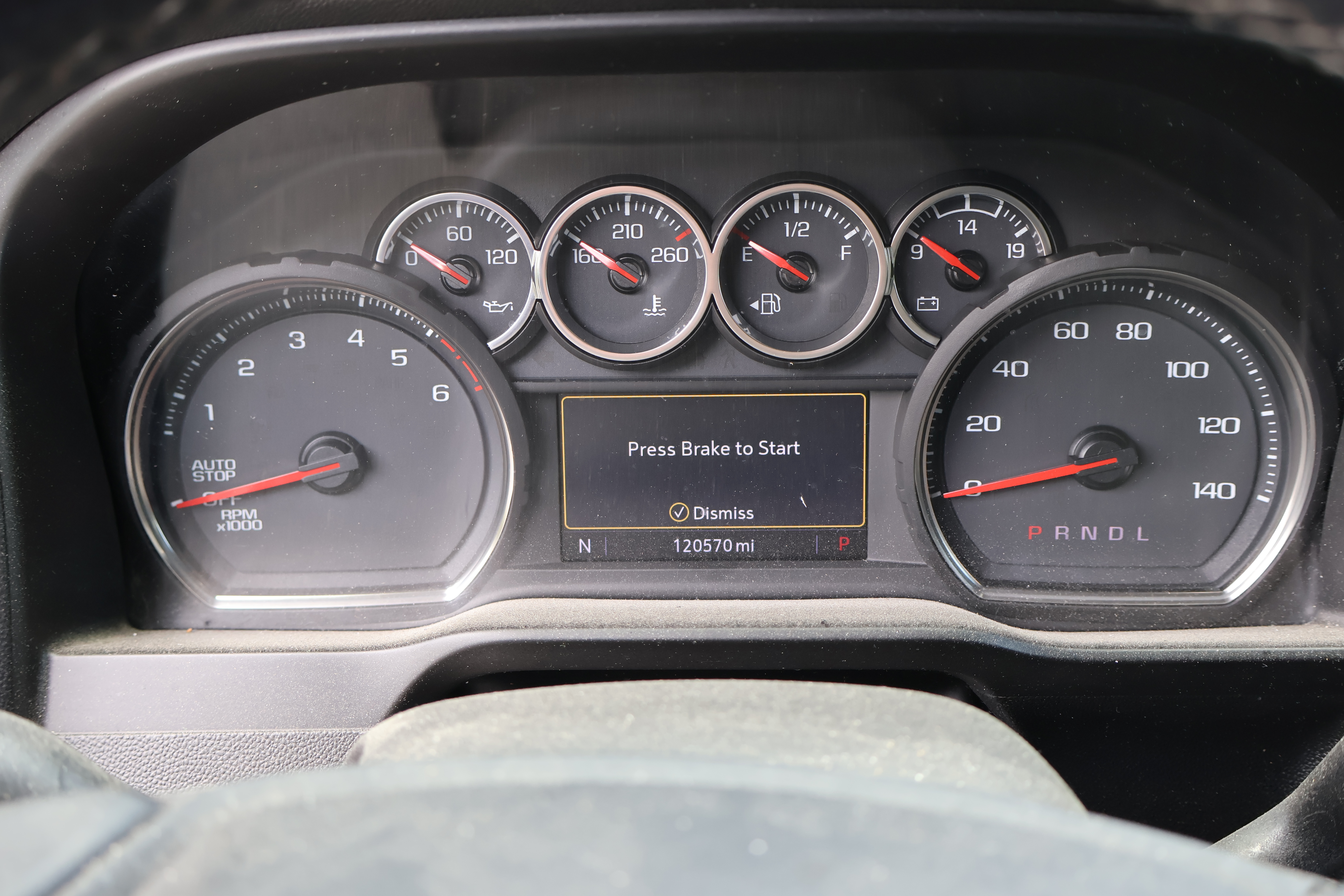 2020 CHEVROLET Silverado - Image 17