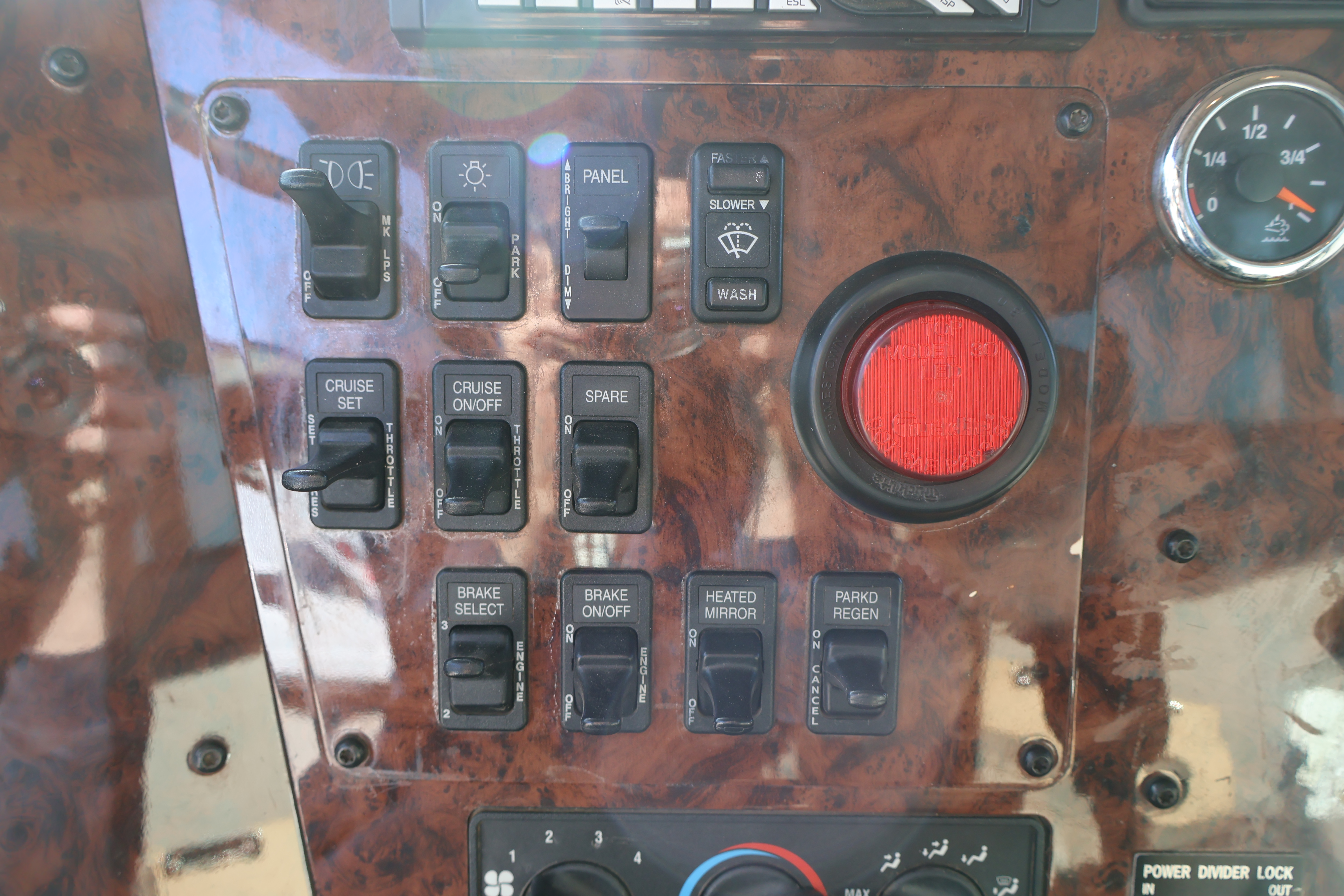 2015 INTERNATIONAL 5900I SBA - Image 19