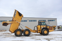 2014 DEERE 460E - Image 15