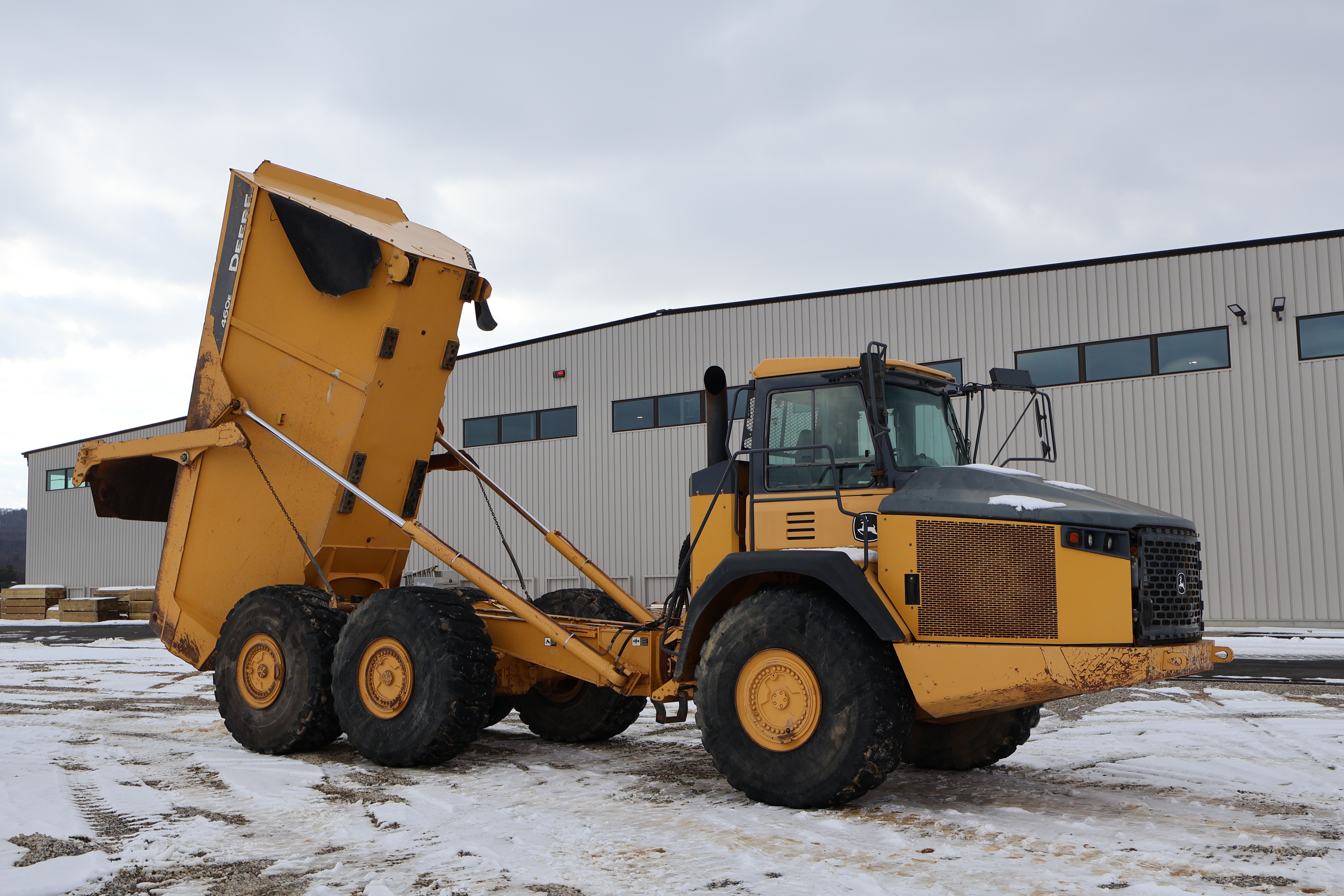 2014 DEERE 460E - view 16 of 45