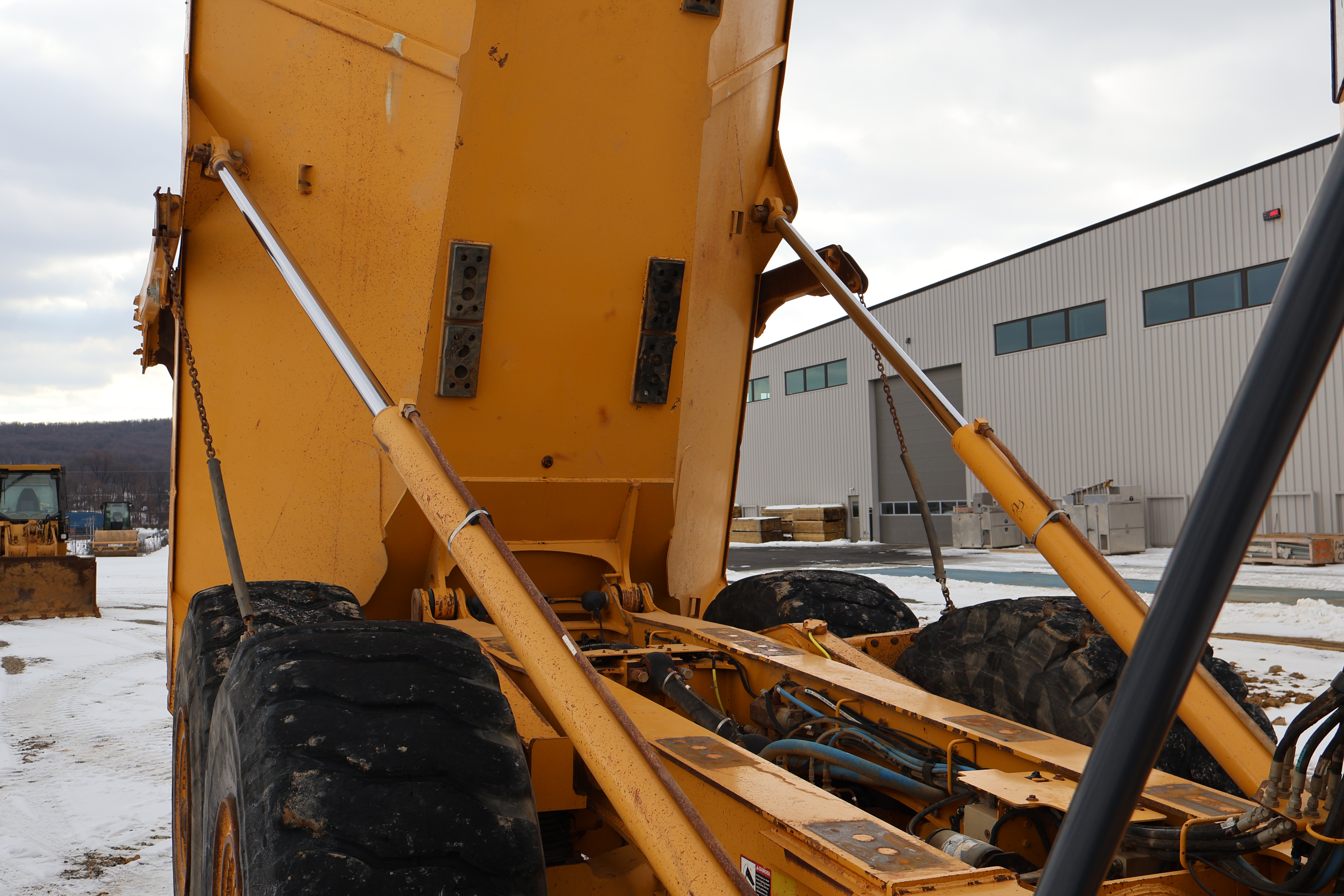 2014 DEERE 460E - view 17 of 45