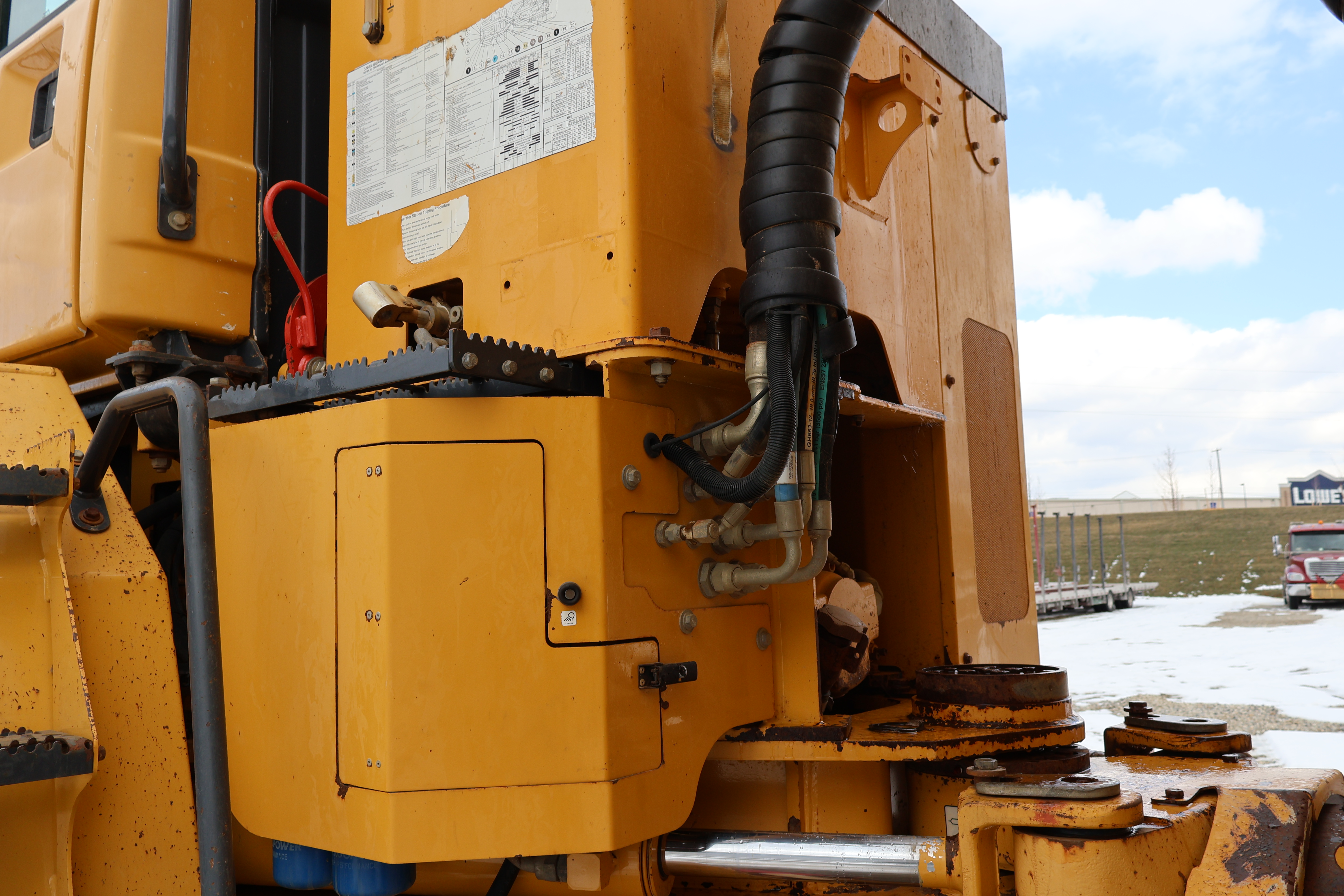 2014 DEERE 460E - Image 20