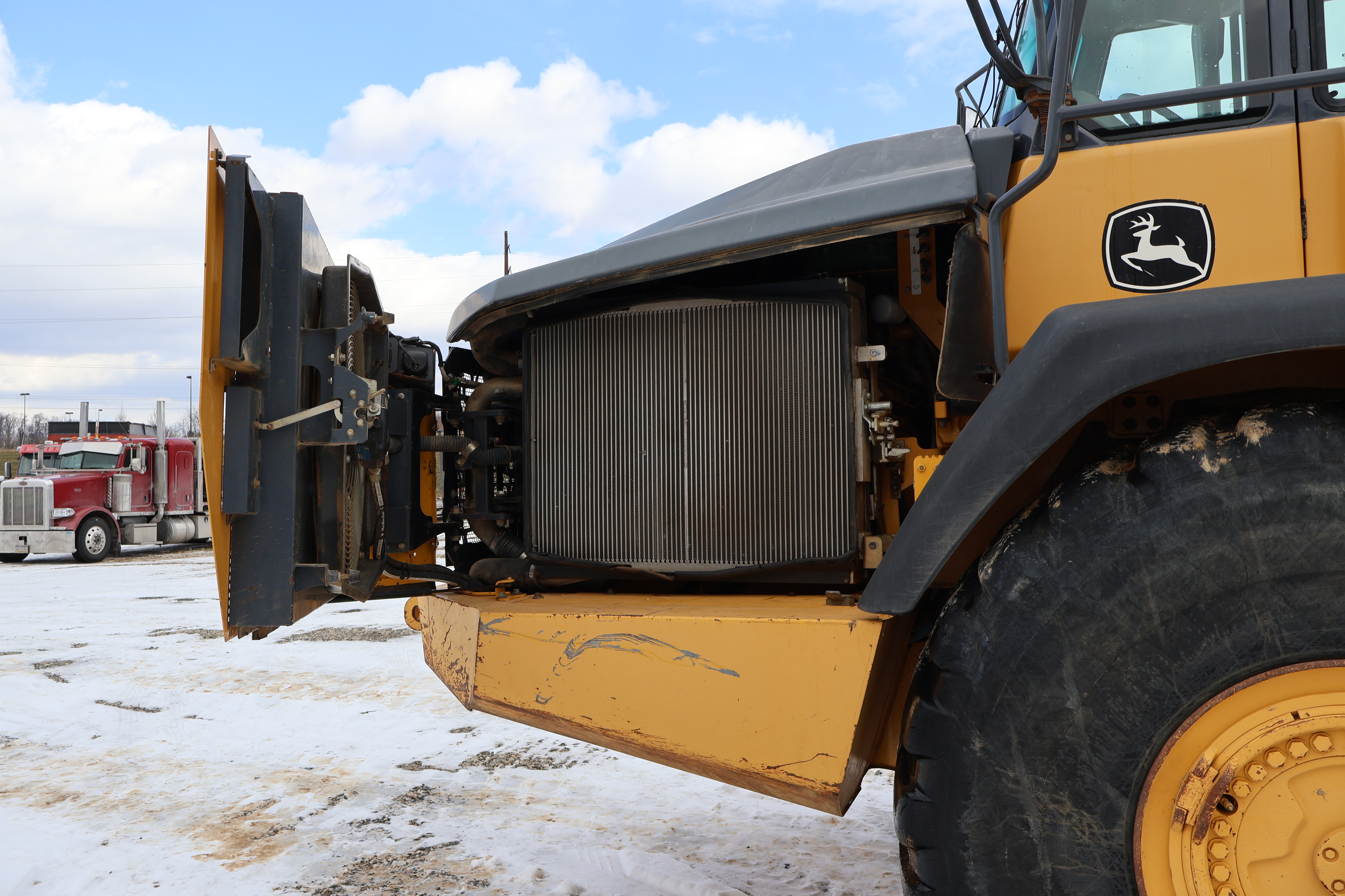 2014 DEERE 460E - Image 21