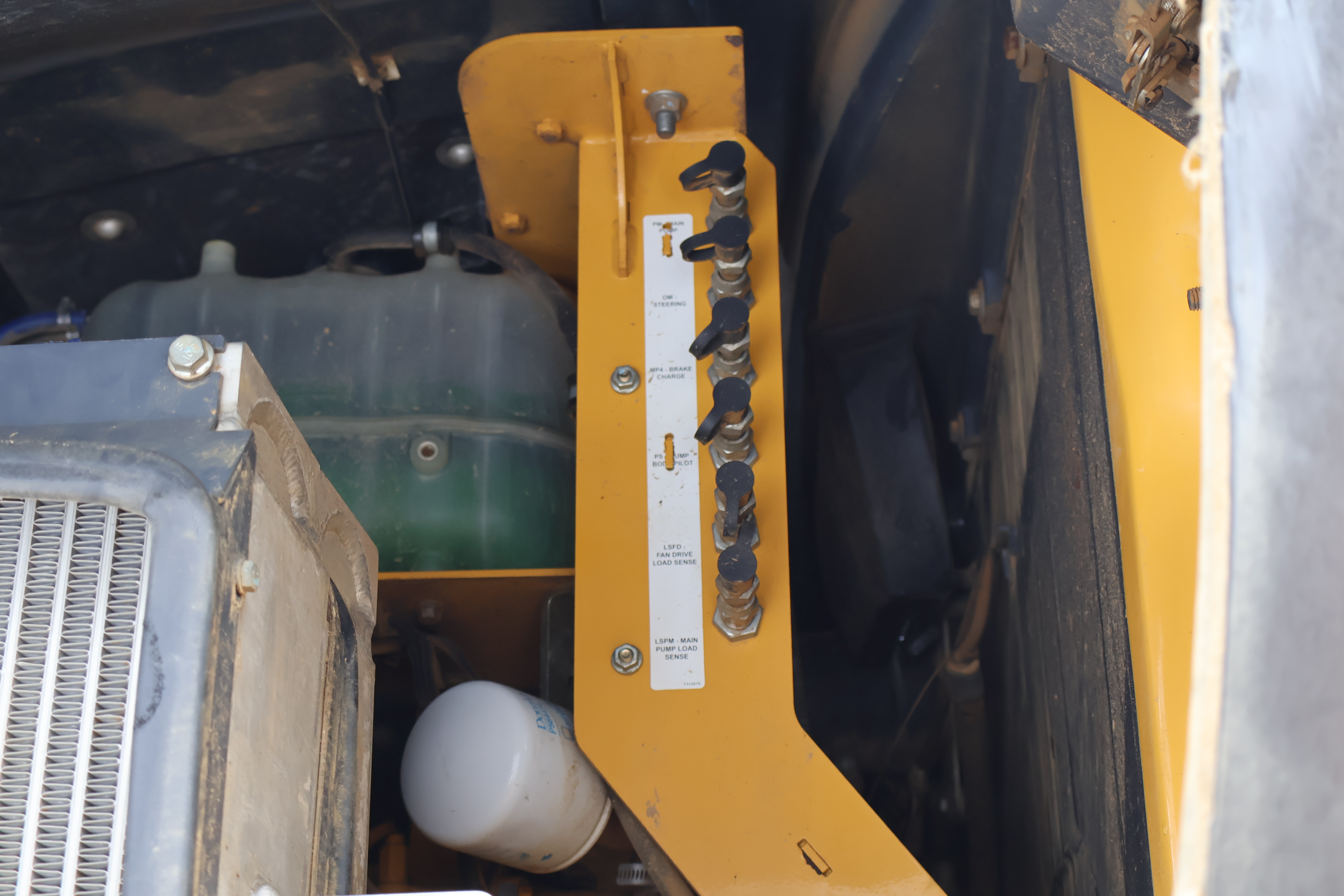 2014 DEERE 460E - Image 22