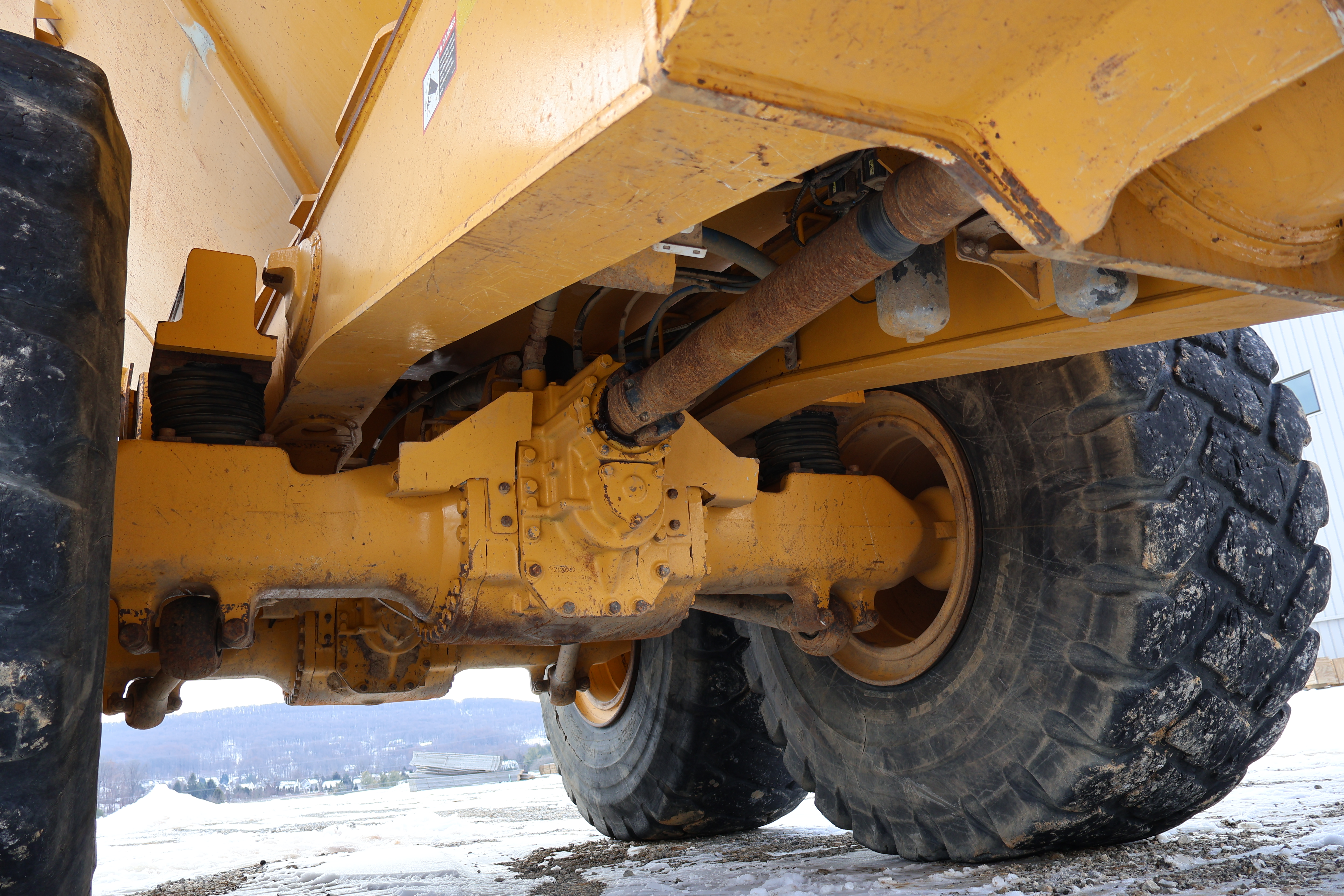 2014 DEERE 460E - Image 28