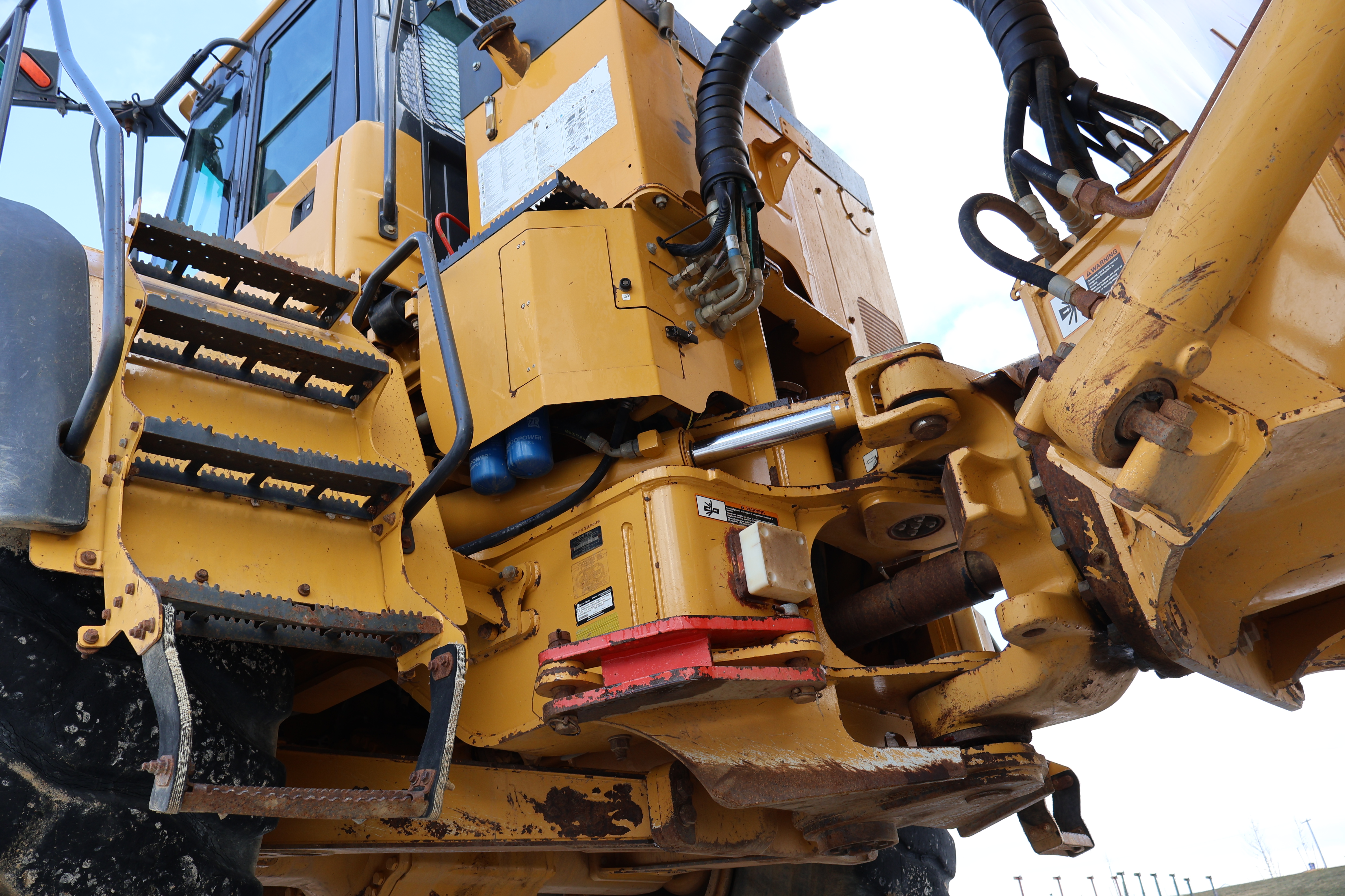 2014 DEERE 460E - Image 30