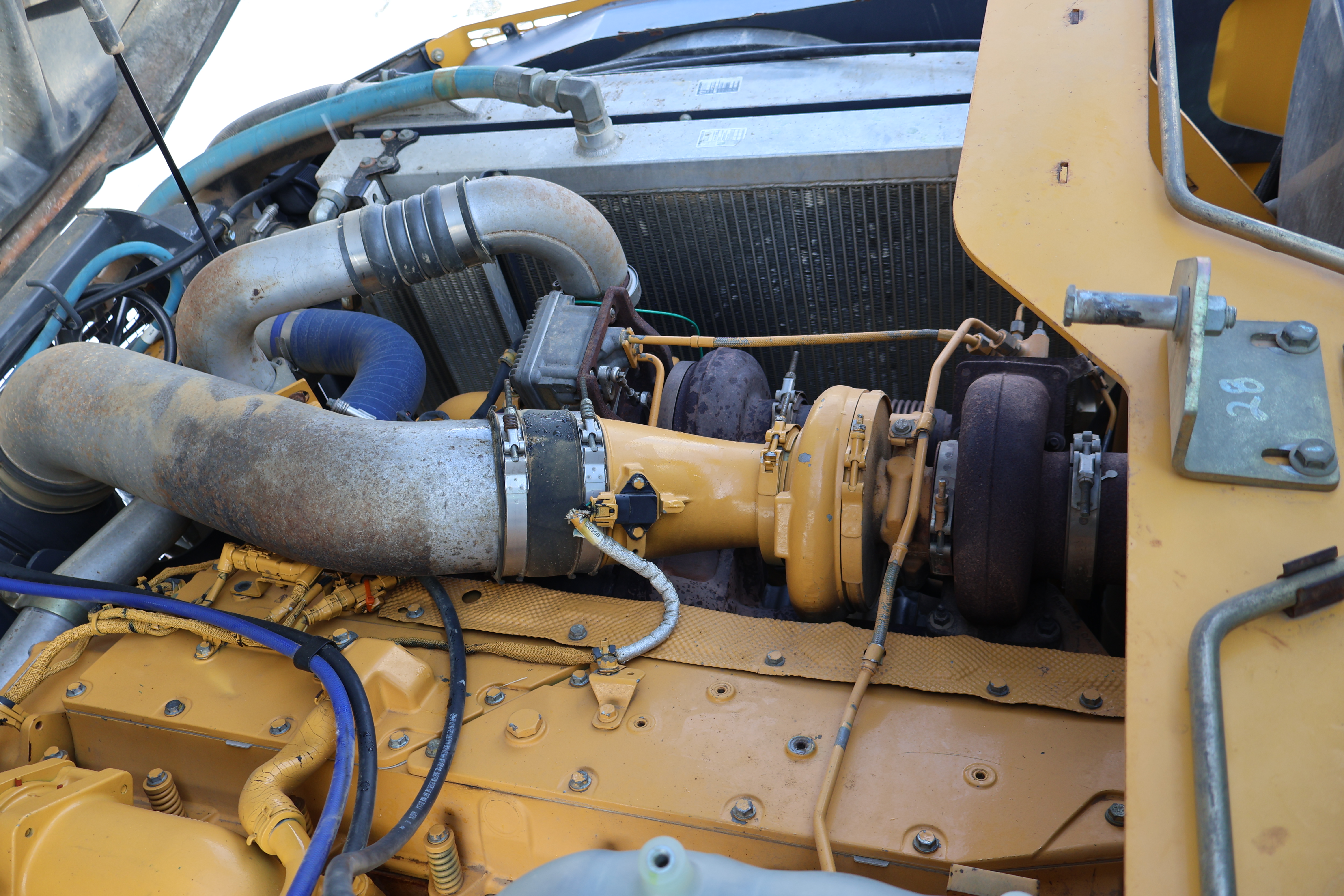 2014 DEERE 460E - Image 37