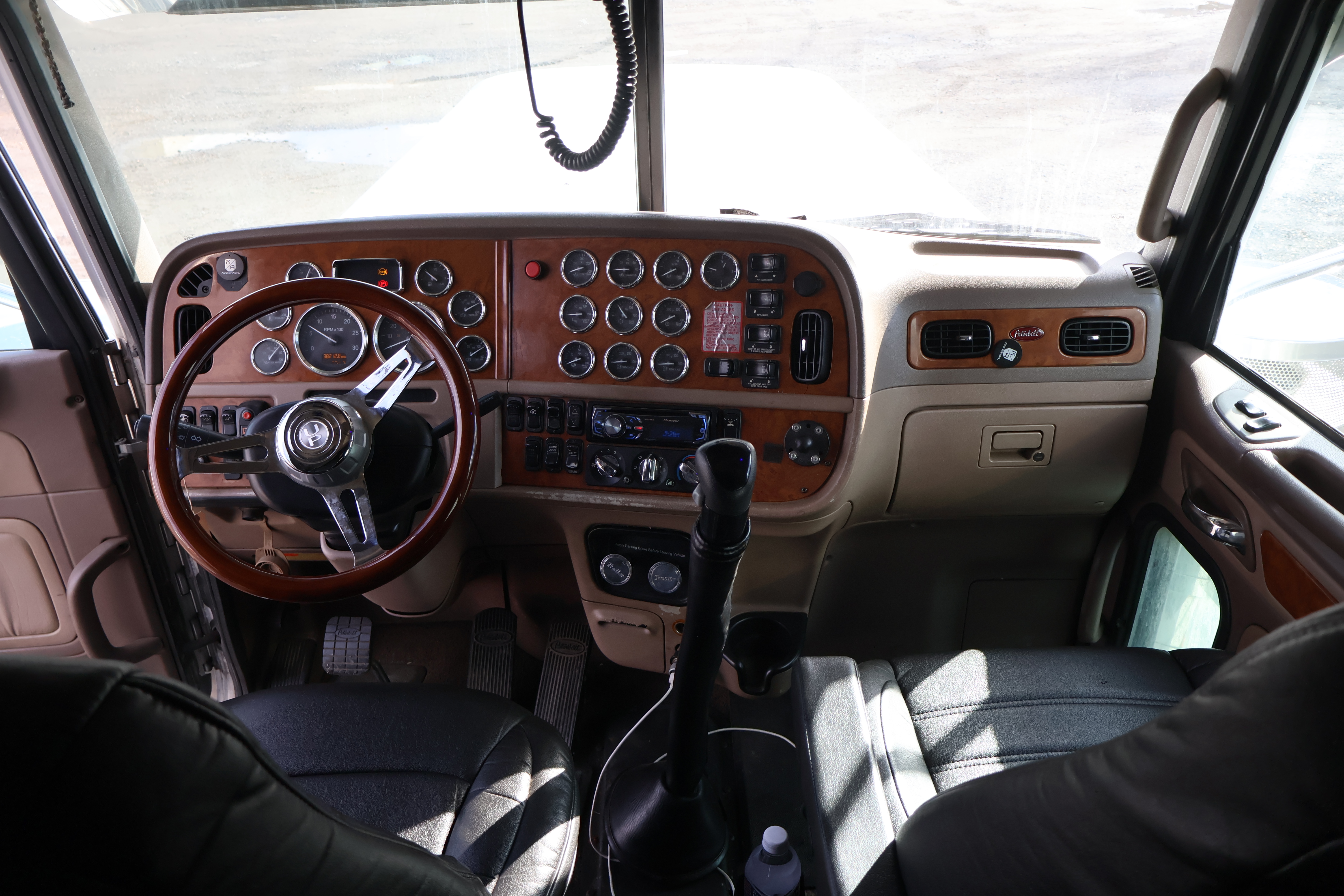 2007 PETERBILT 379 EXHD - Image 22