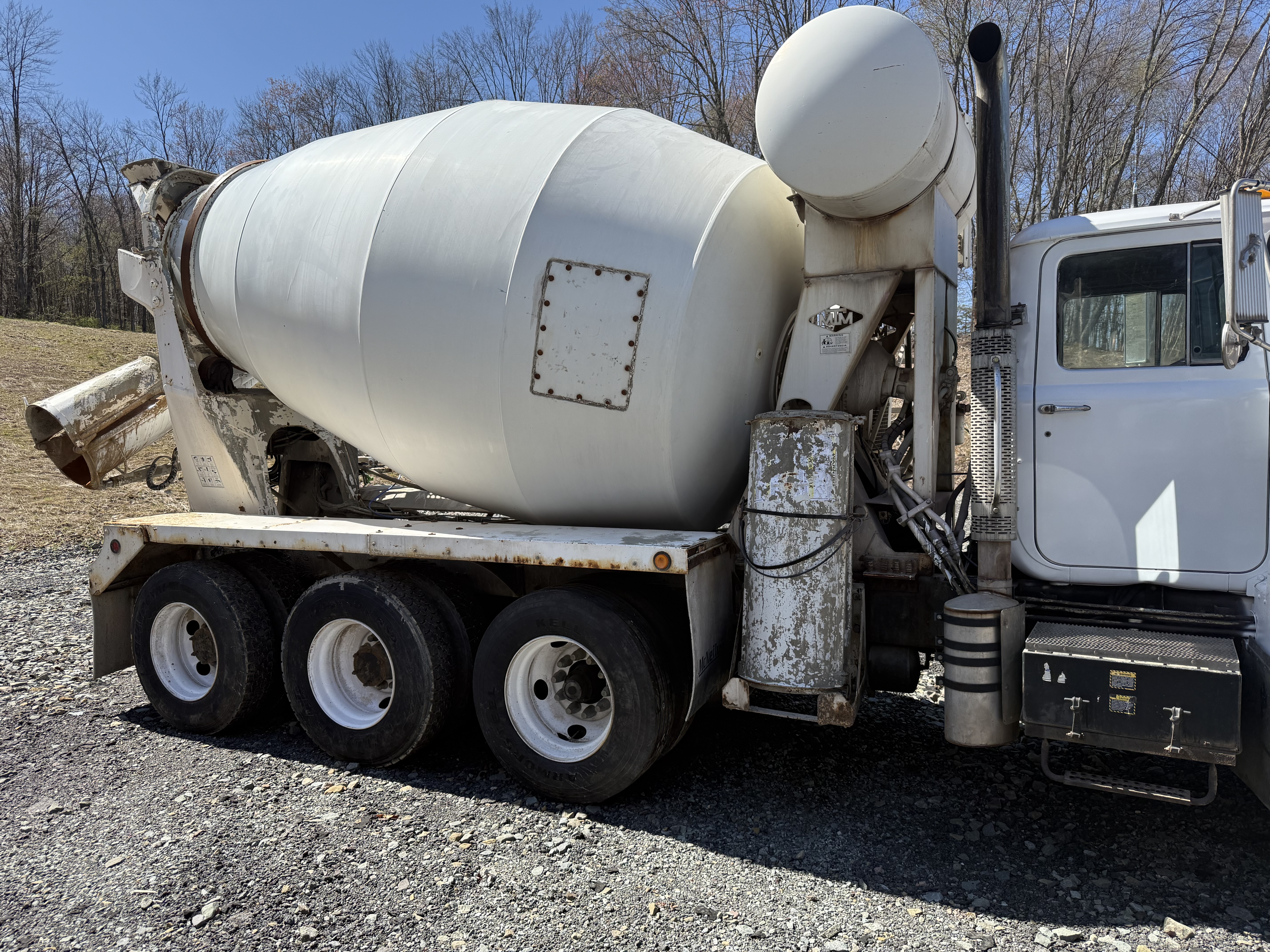 2005 MACK DM690S - Image 4