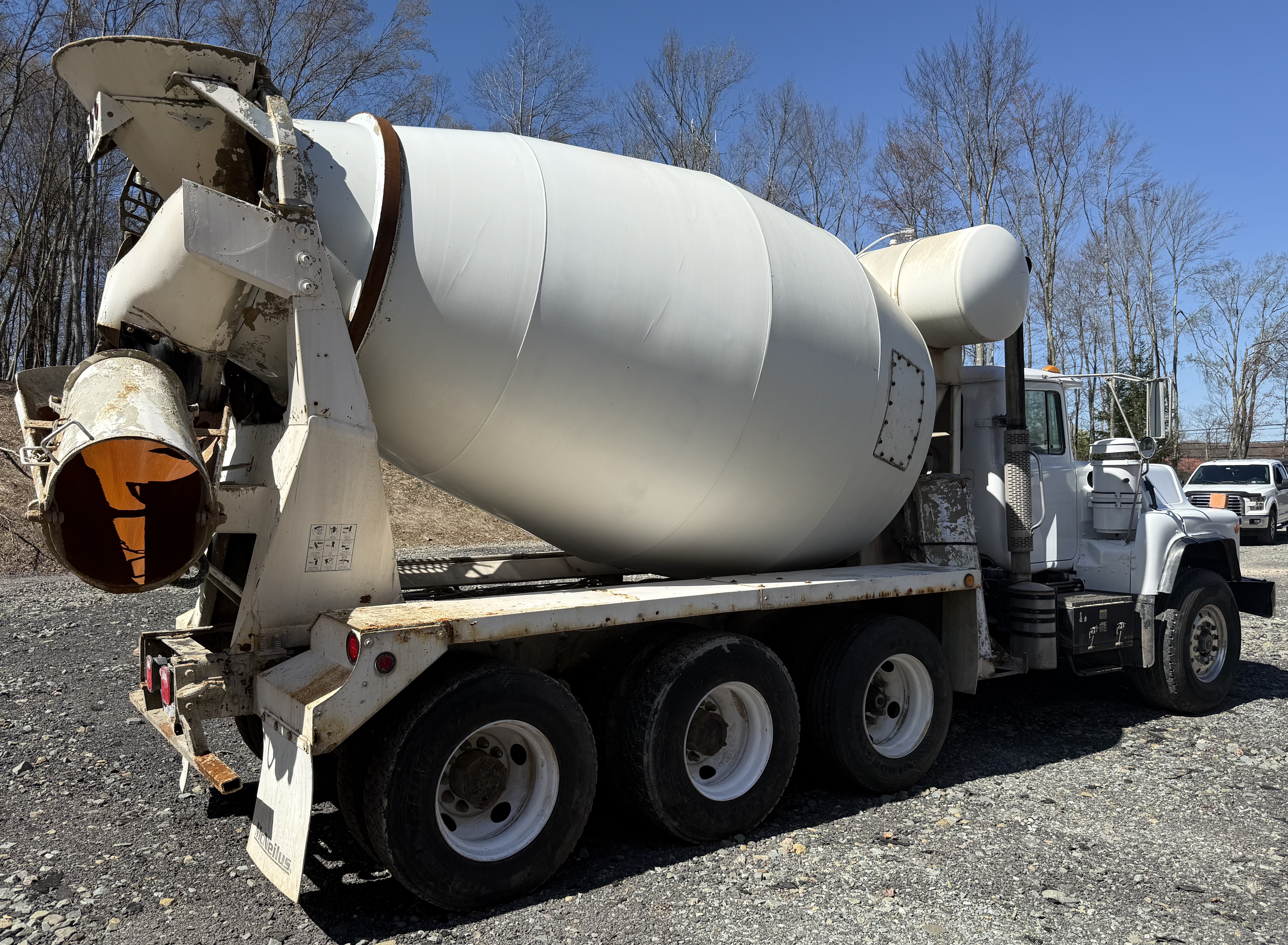 2005 MACK DM690S - view 5 of 45