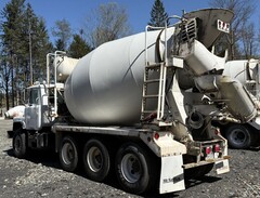 2005 MACK DM690S - Image 7