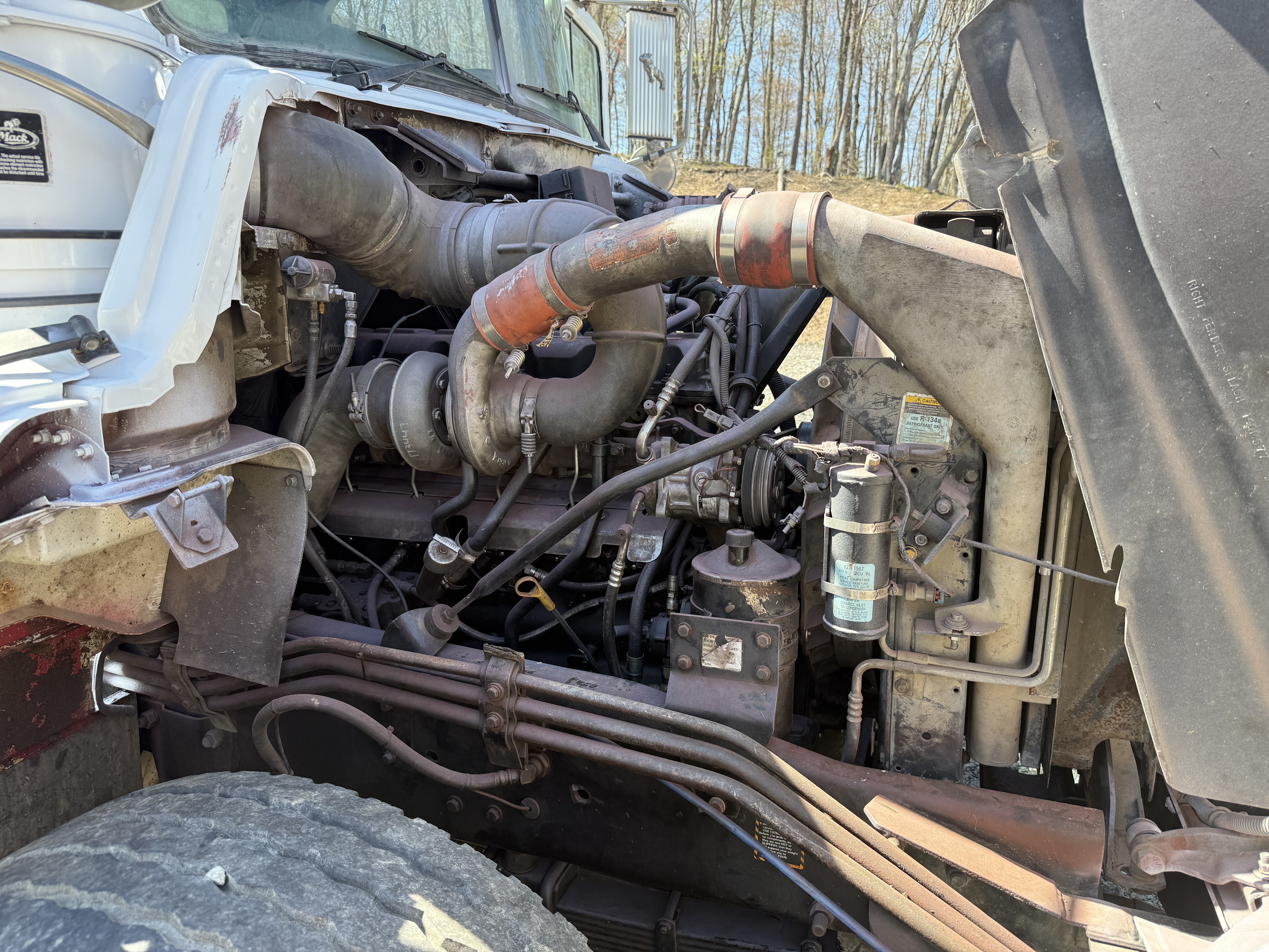 2005 MACK DM690S - Image 21