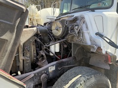 2005 MACK DM690S - Image 24