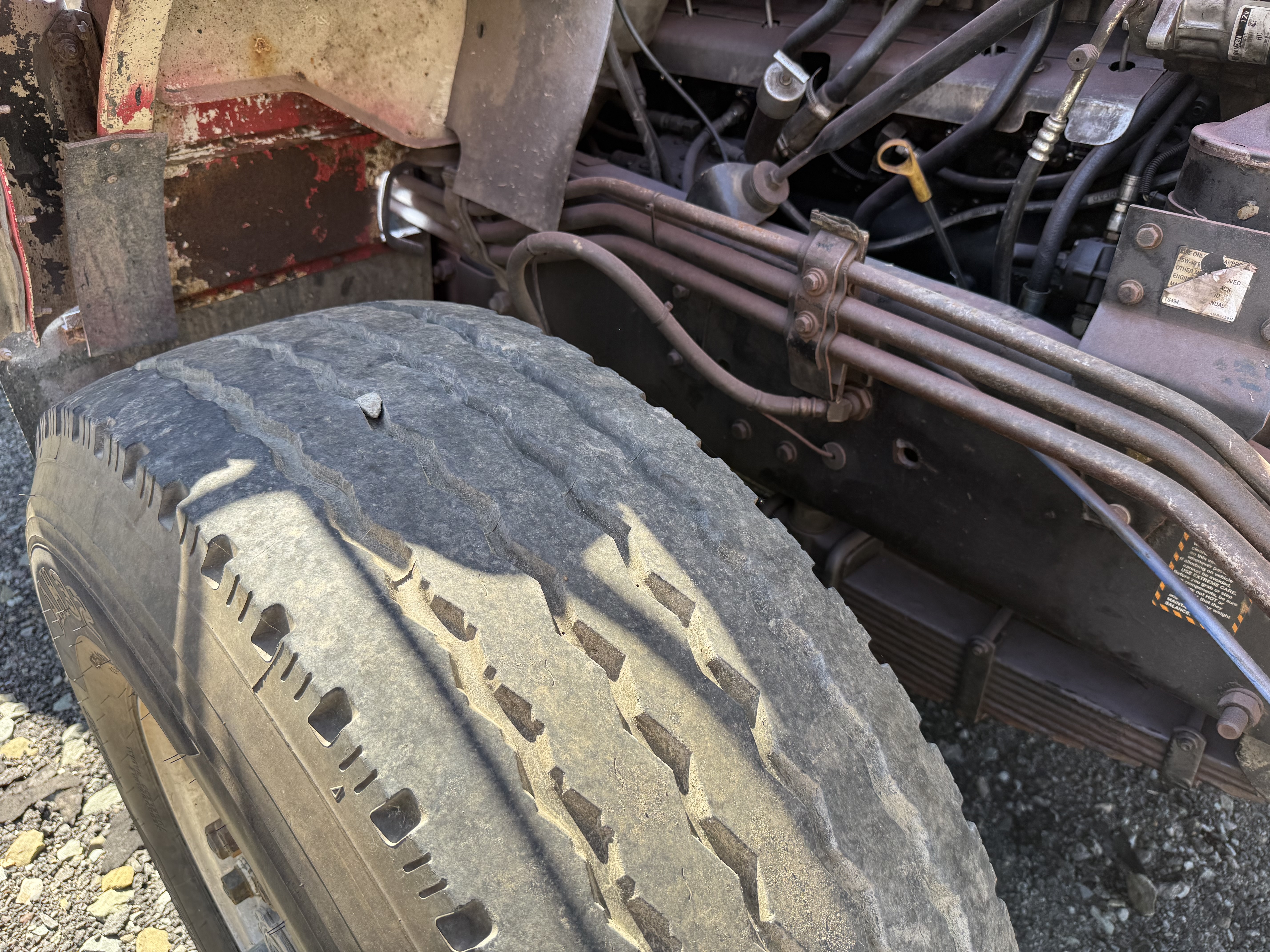 2005 MACK DM690S - Image 28