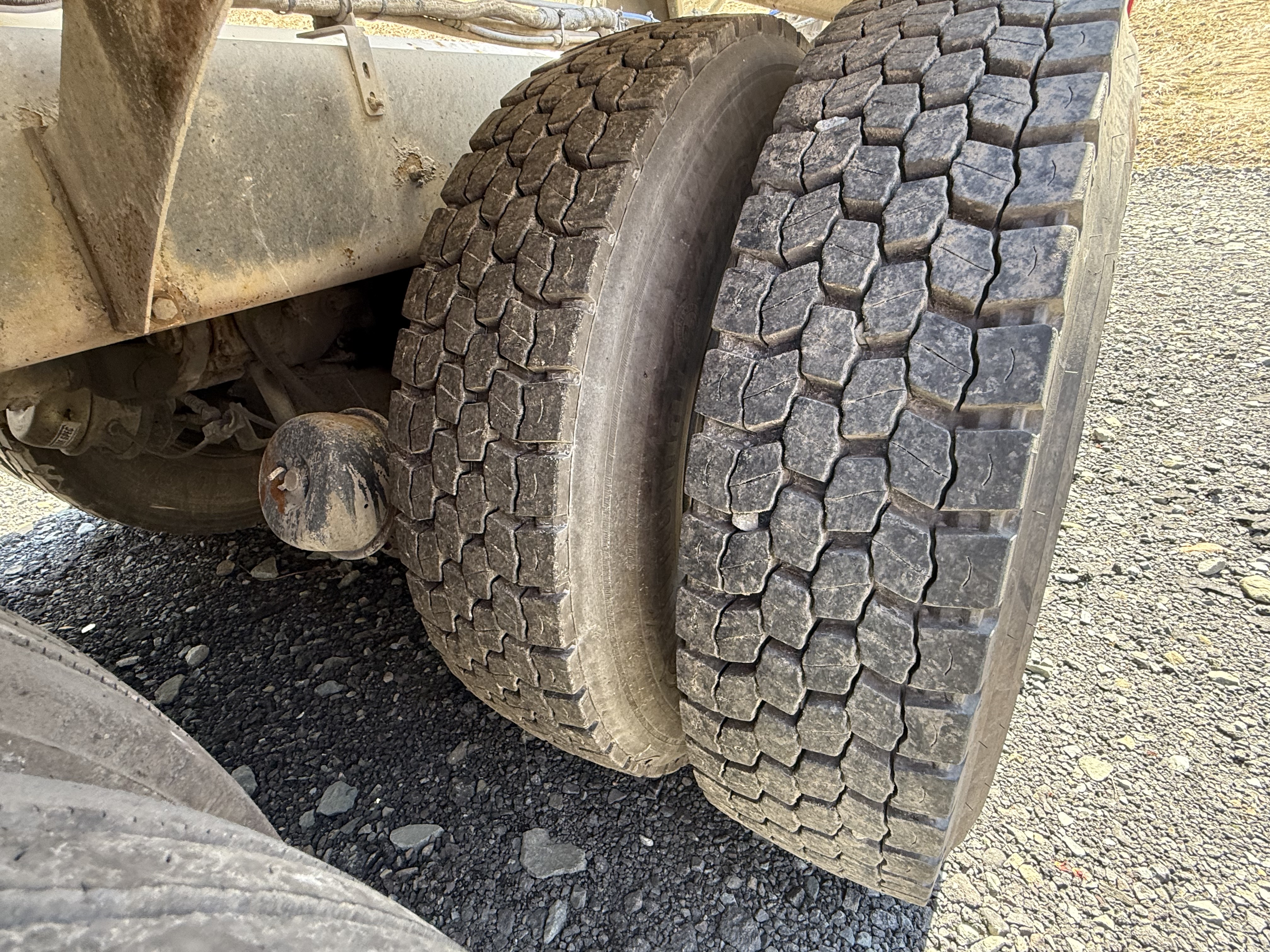 2005 MACK DM690S - Image 33