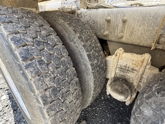 2005 MACK DM690S - Image 38